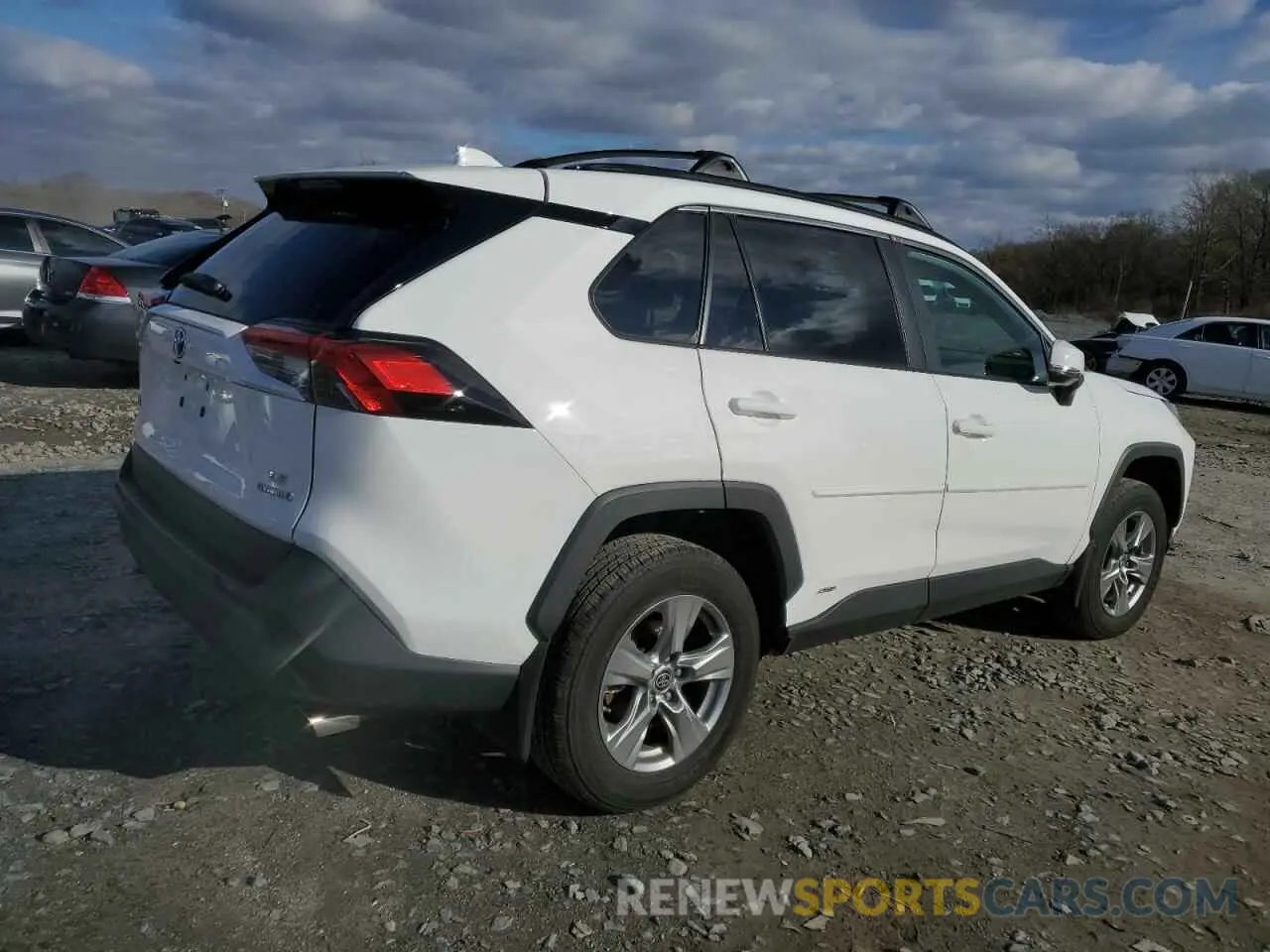 3 Photograph of a damaged car 2T3MWRFV7RW204312 TOYOTA RAV4 2024
