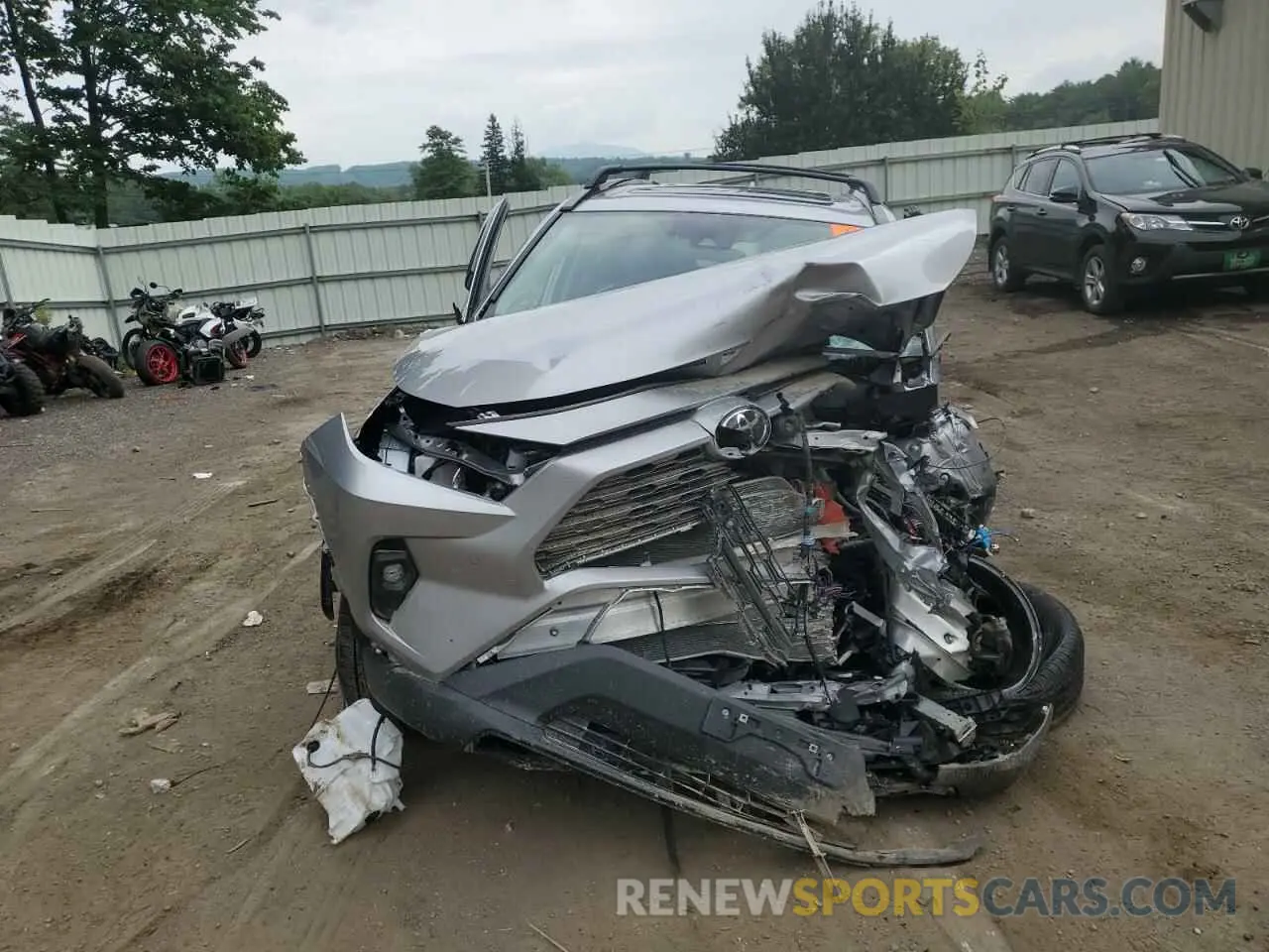 5 Photograph of a damaged car 2T3N1RFV3RC400591 TOYOTA RAV4 2024