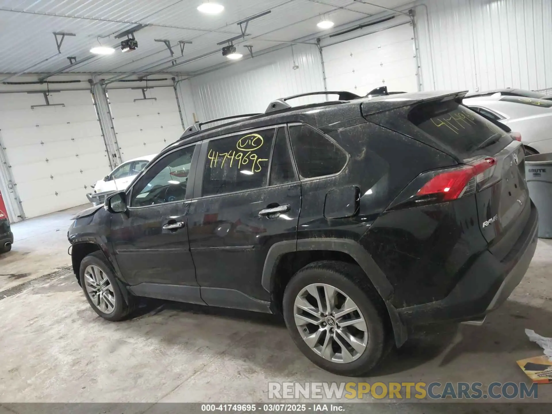 14 Photograph of a damaged car 2T3N1RFV3RC409193 TOYOTA RAV4 2024
