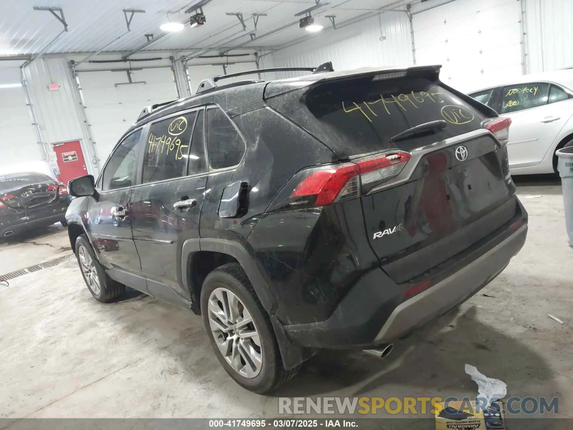3 Photograph of a damaged car 2T3N1RFV3RC409193 TOYOTA RAV4 2024