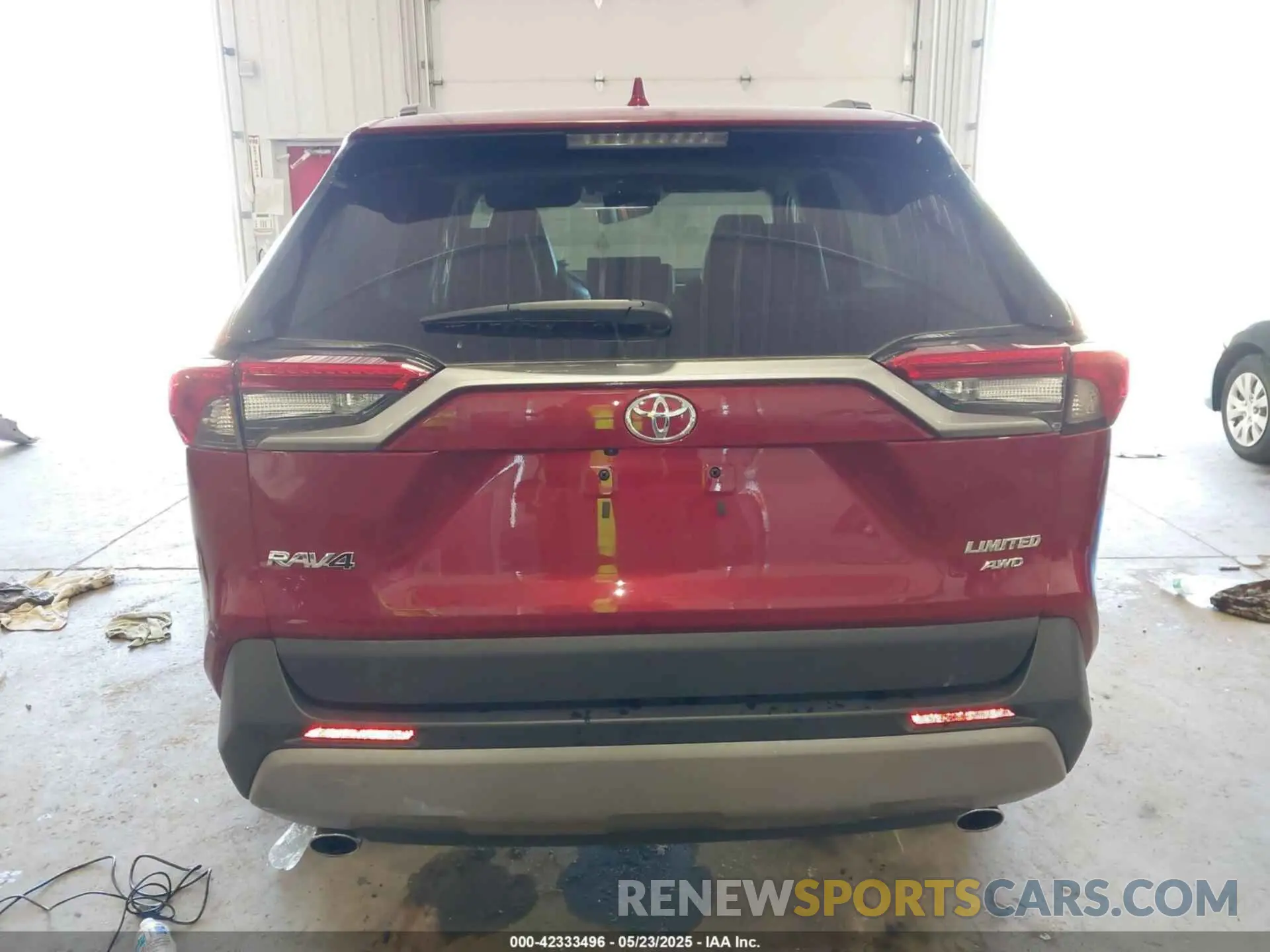 16 Photograph of a damaged car 2T3N1RFV4RW411405 TOYOTA RAV4 2024