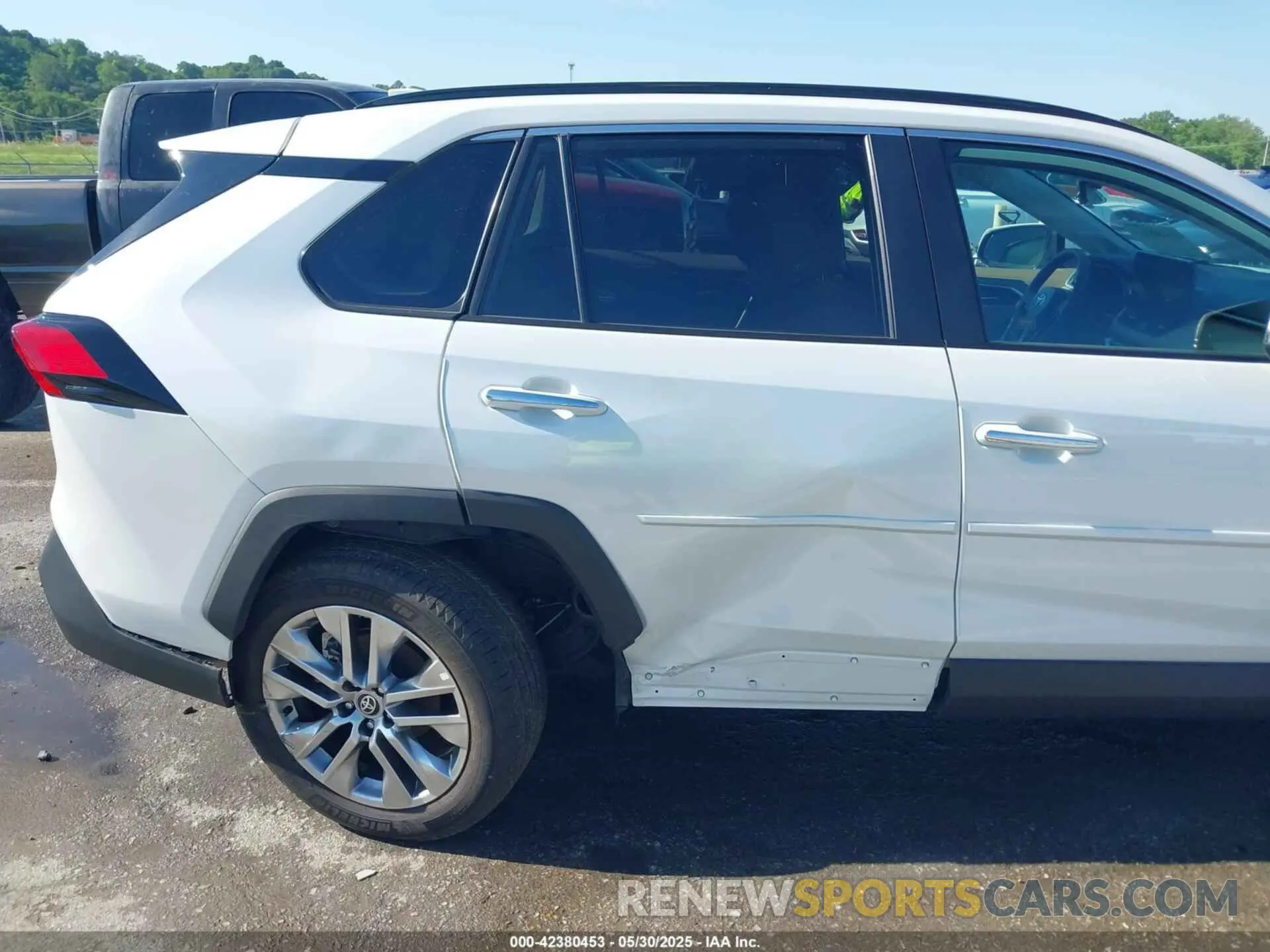 6 Photograph of a damaged car 2T3N1RFV5RW451024 TOYOTA RAV4 2024