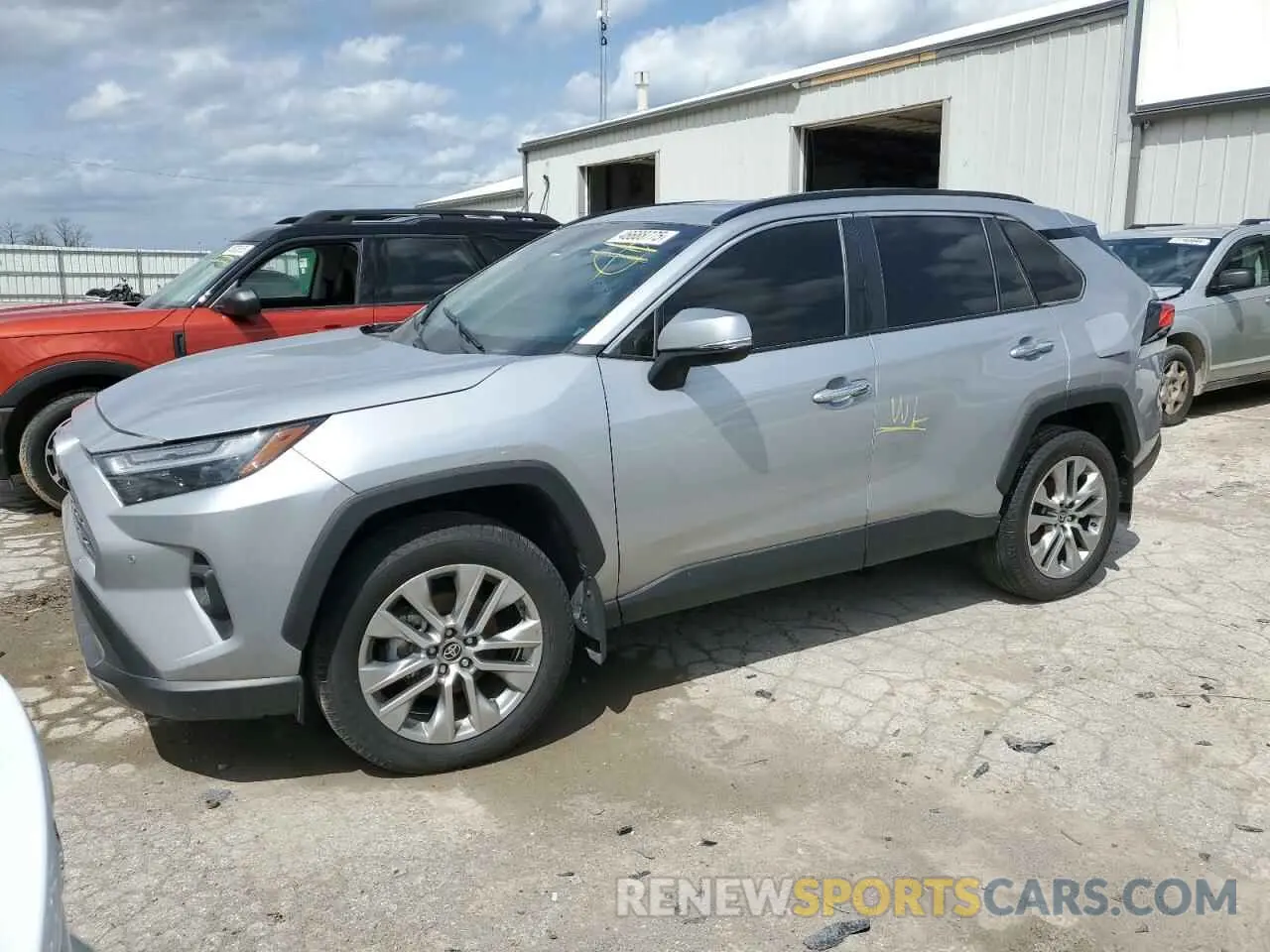 1 Photograph of a damaged car 2T3N1RFVXRW470488 TOYOTA RAV4 2024