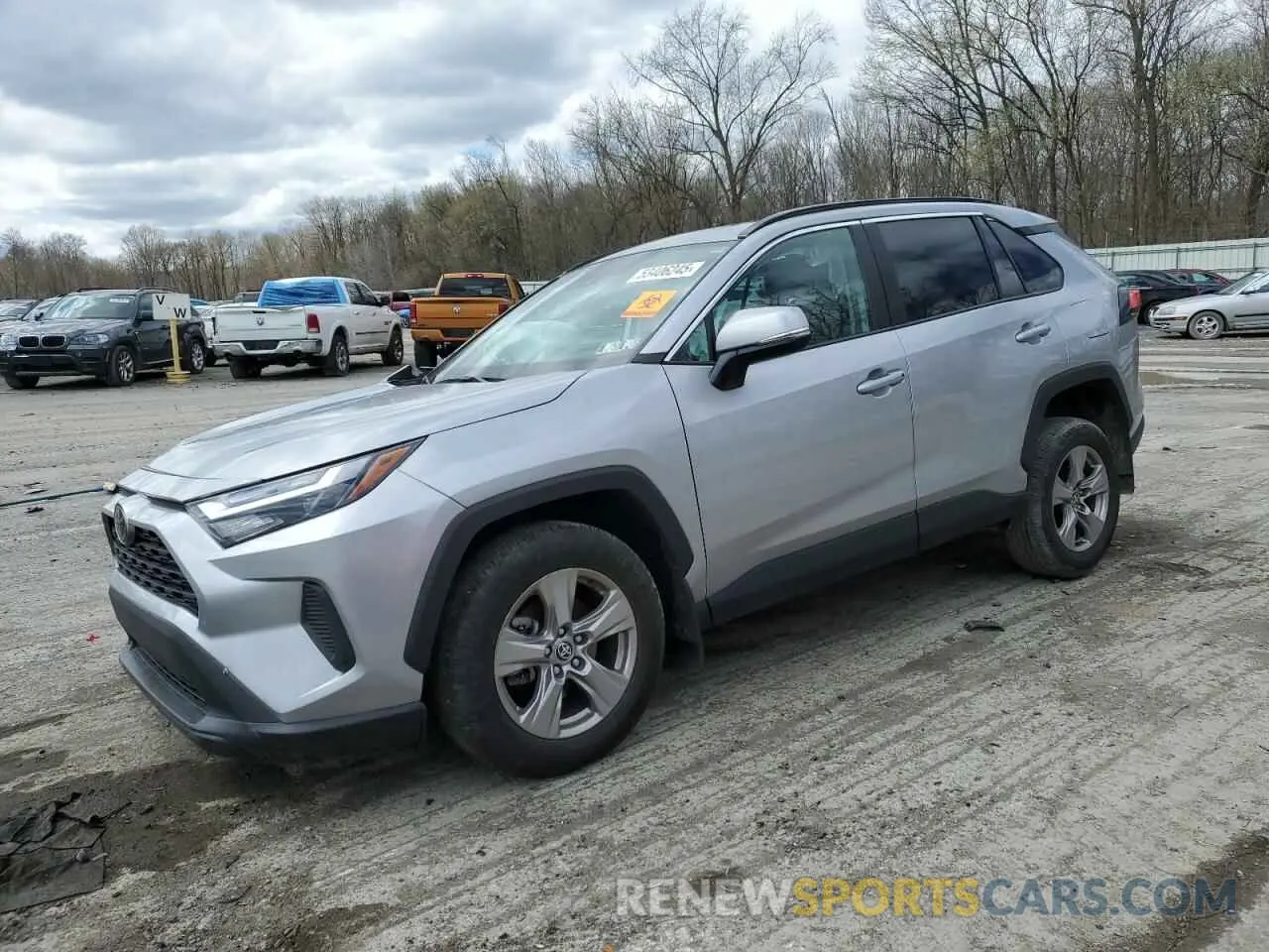 1 Photograph of a damaged car 2T3P1RFV0RC437820 TOYOTA RAV4 2024