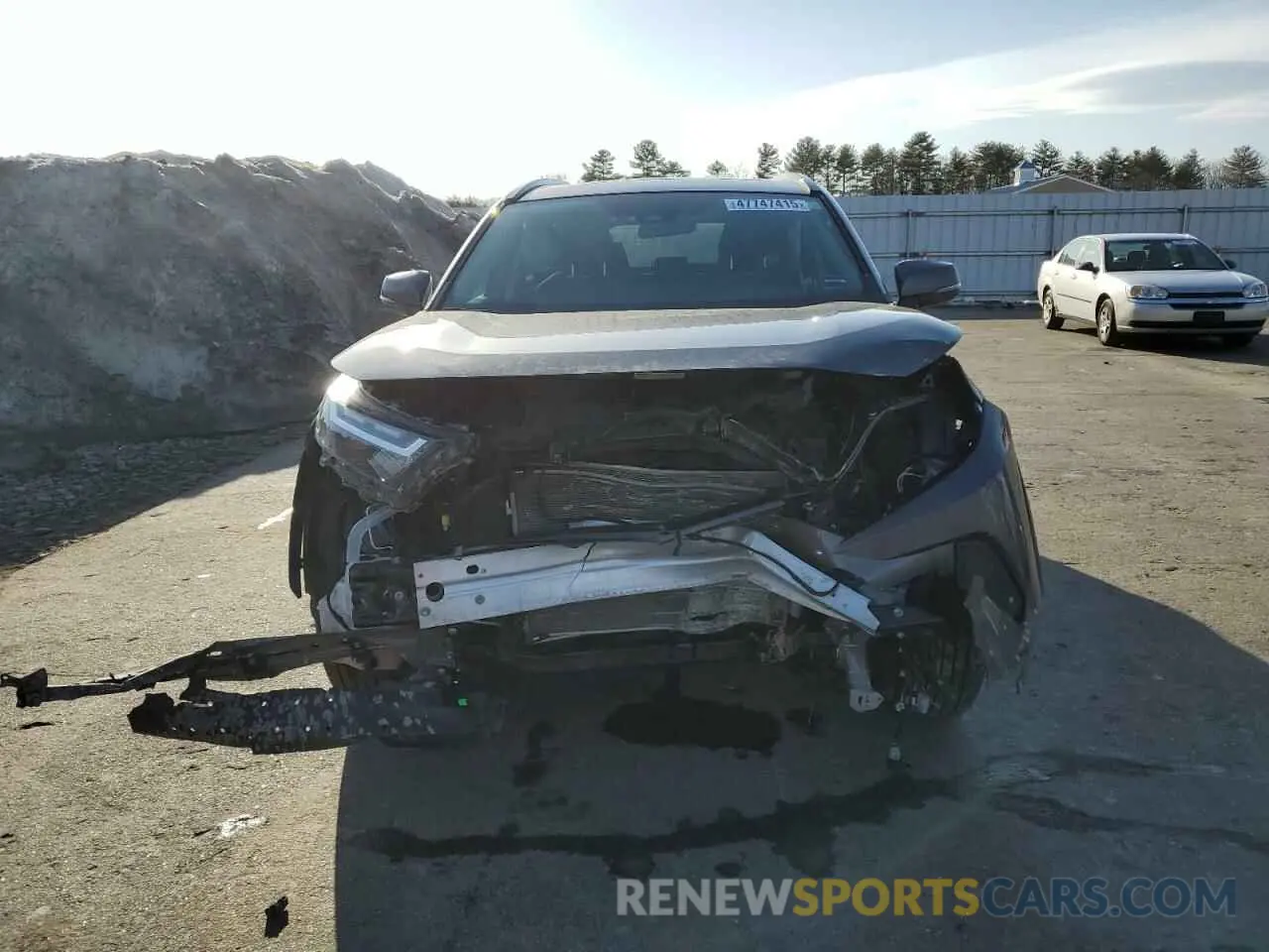 5 Photograph of a damaged car 2T3P1RFV0RC449191 TOYOTA RAV4 2024
