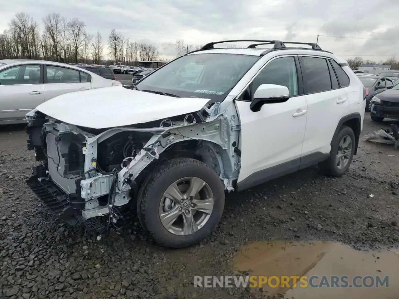 1 Photograph of a damaged car 2T3P1RFV0RC475872 TOYOTA RAV4 2024