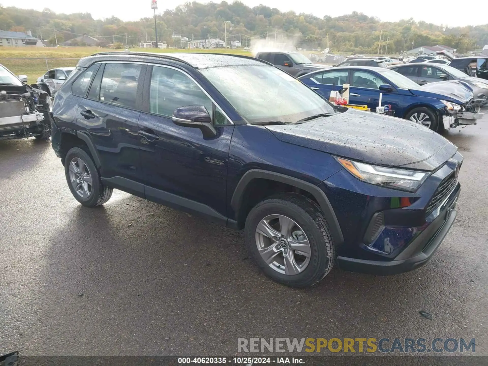 1 Photograph of a damaged car 2T3P1RFV0RW409160 TOYOTA RAV4 2024
