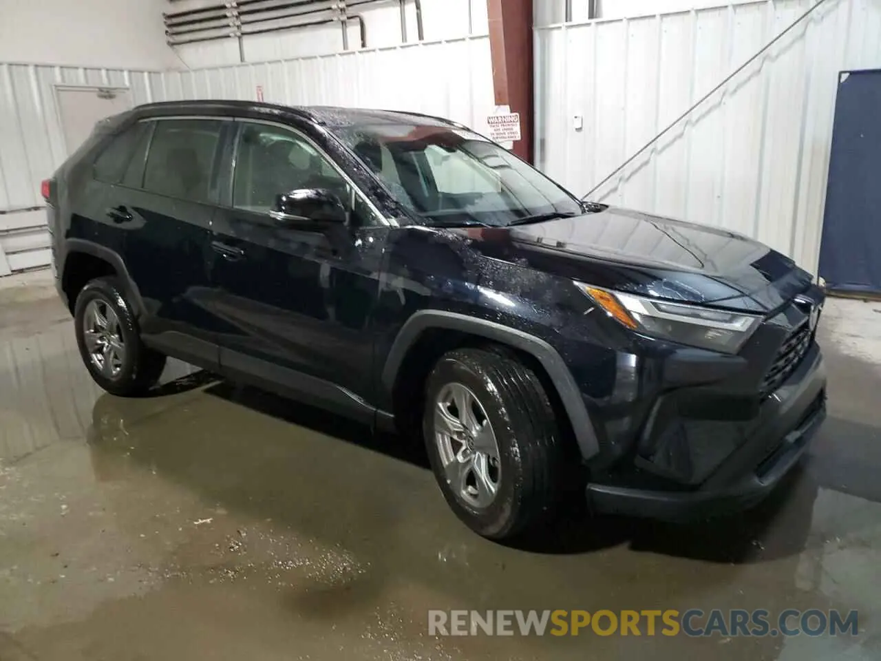 4 Photograph of a damaged car 2T3P1RFV0RW428243 TOYOTA RAV4 2024