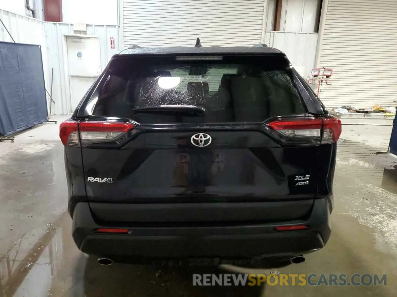 6 Photograph of a damaged car 2T3P1RFV0RW428243 TOYOTA RAV4 2024