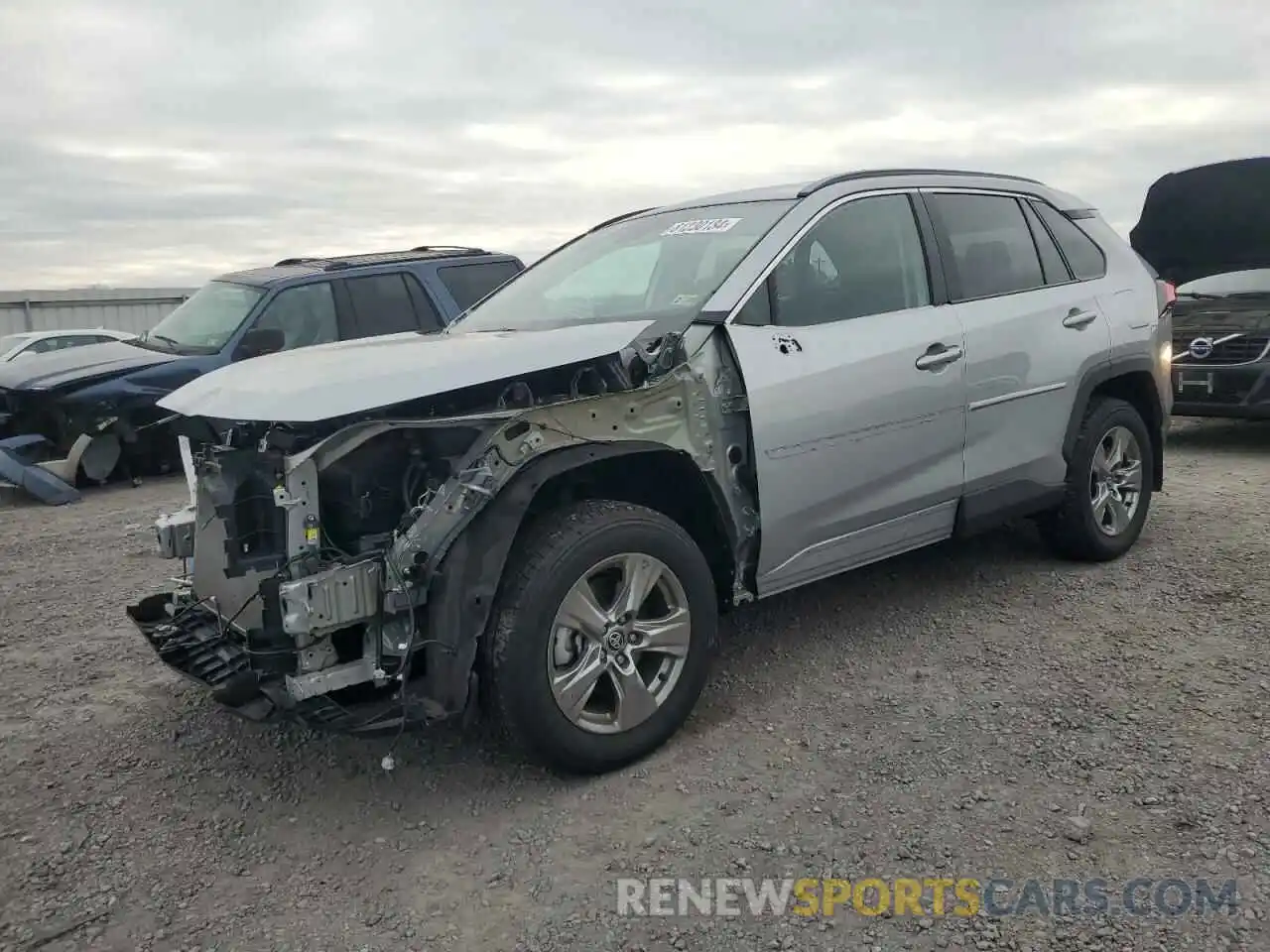 1 Photograph of a damaged car 2T3P1RFV0RW437251 TOYOTA RAV4 2024