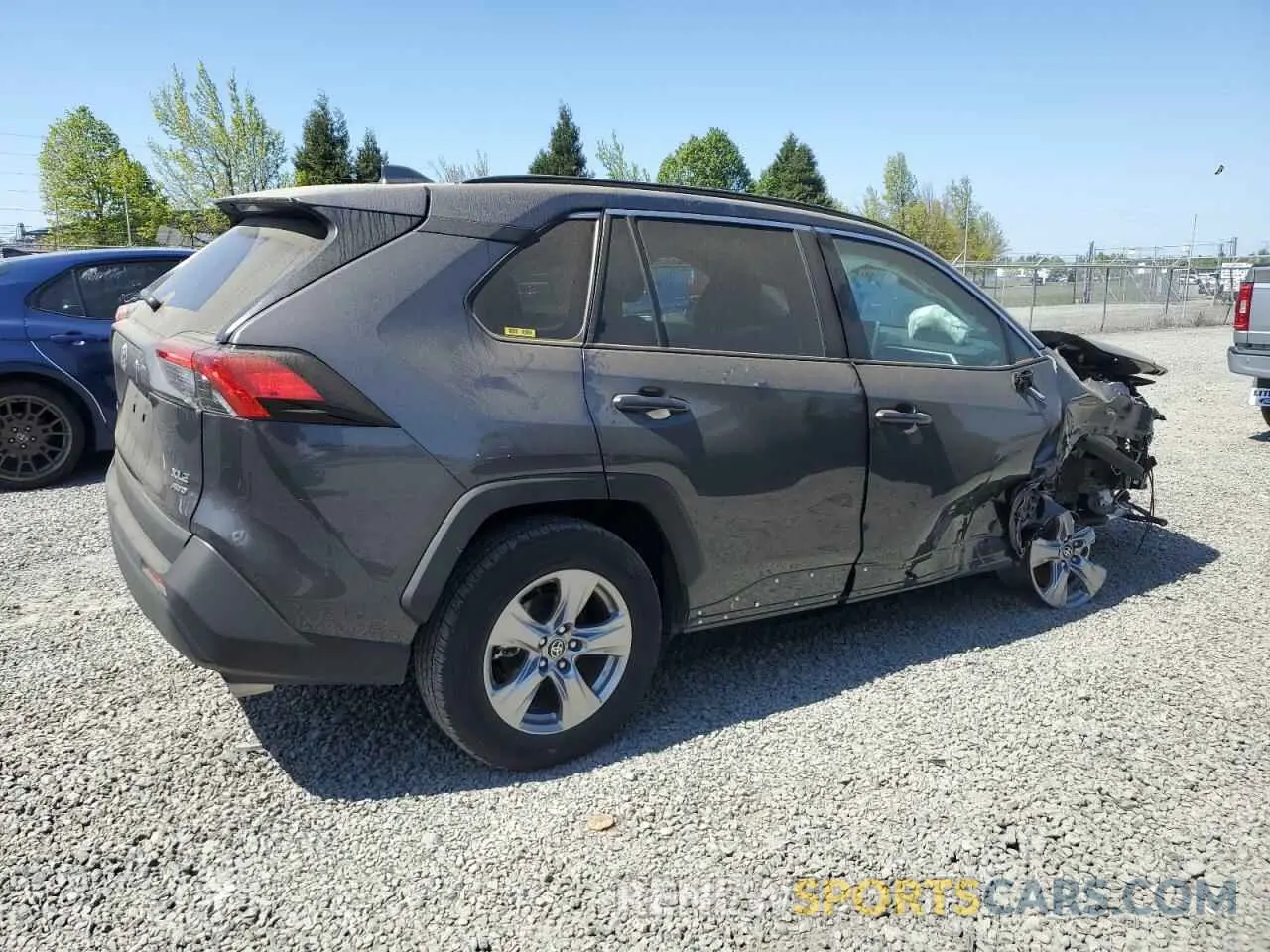 3 Photograph of a damaged car 2T3P1RFV0RW445253 TOYOTA RAV4 2024