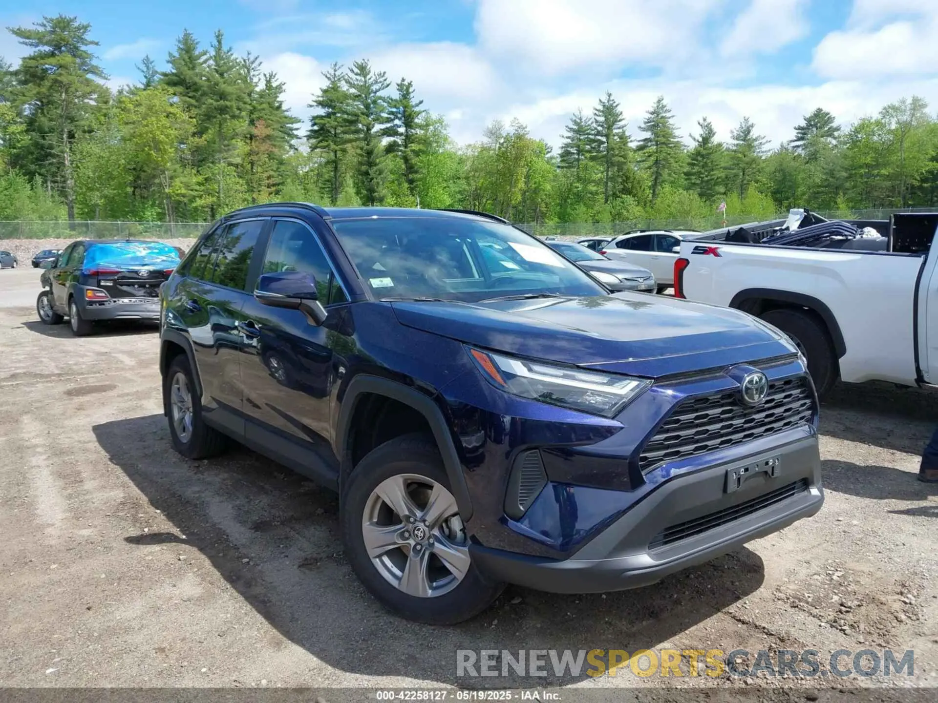 1 Photograph of a damaged car 2T3P1RFV0RW482707 TOYOTA RAV4 2024