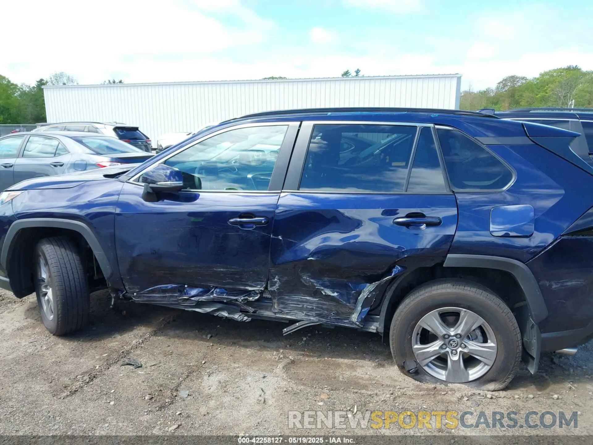 13 Photograph of a damaged car 2T3P1RFV0RW482707 TOYOTA RAV4 2024