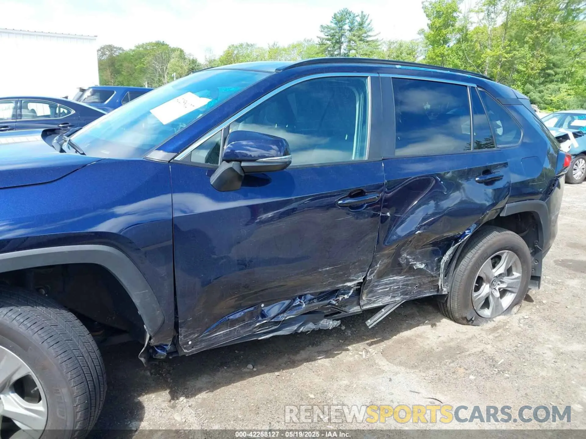 6 Photograph of a damaged car 2T3P1RFV0RW482707 TOYOTA RAV4 2024
