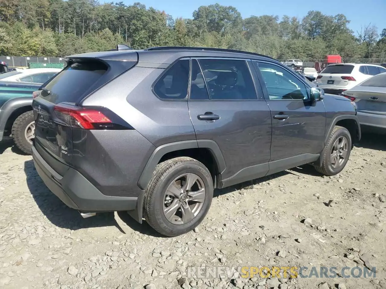 3 Photograph of a damaged car 2T3P1RFV1RC427961 TOYOTA RAV4 2024