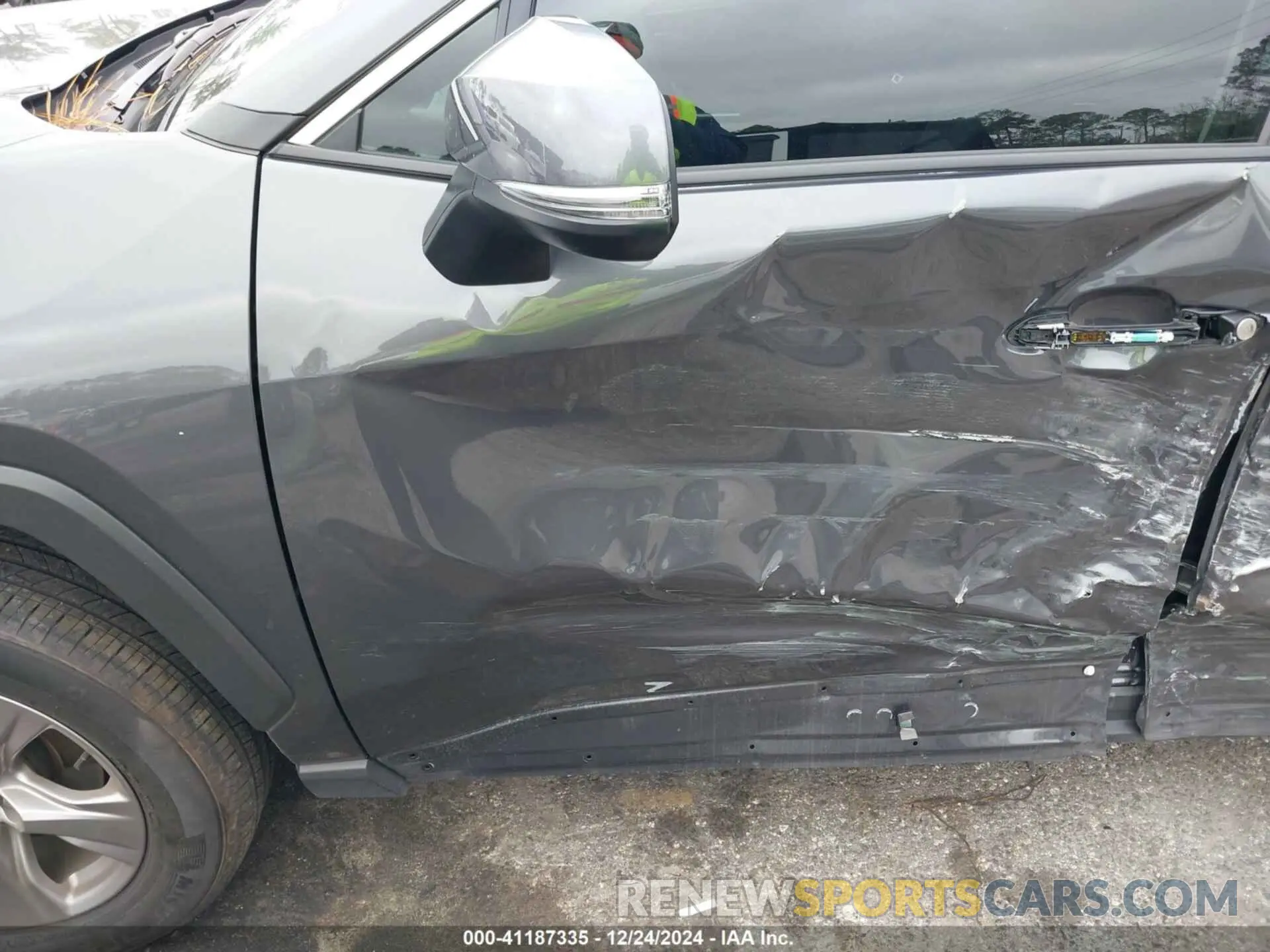 6 Photograph of a damaged car 2T3P1RFV1RW422693 TOYOTA RAV4 2024