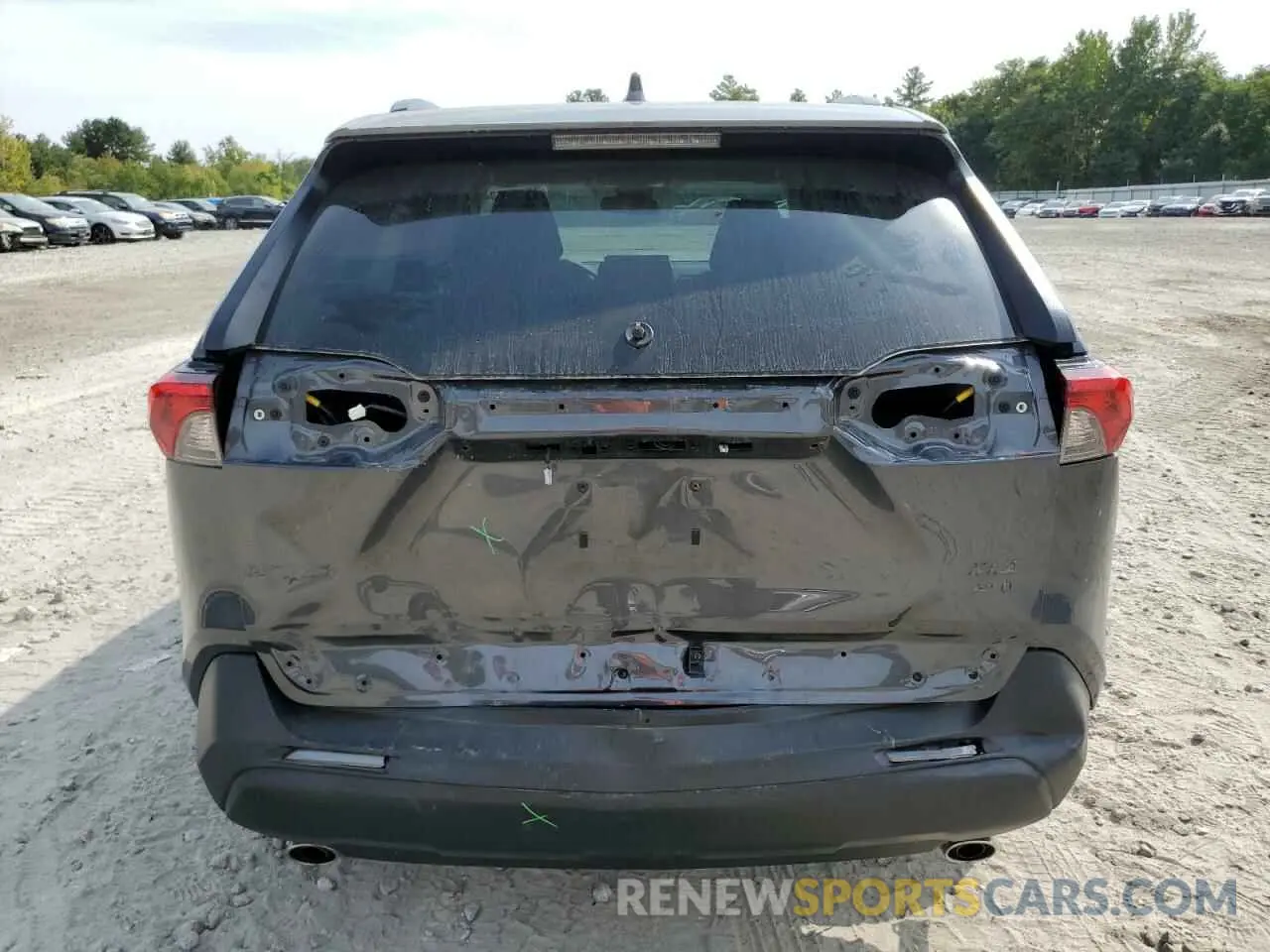 6 Photograph of a damaged car 2T3P1RFV1RW423035 TOYOTA RAV4 2024