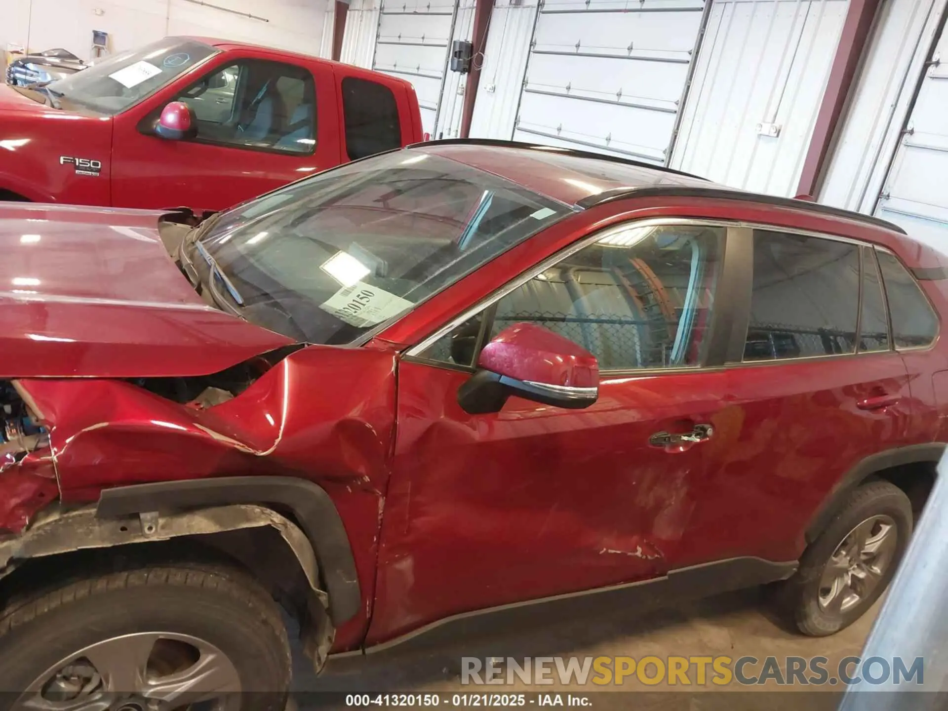 14 Photograph of a damaged car 2T3P1RFV1RW423570 TOYOTA RAV4 2024