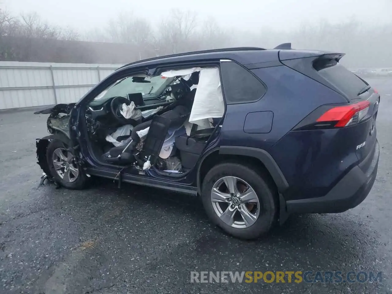 2 Photograph of a damaged car 2T3P1RFV1RW424086 TOYOTA RAV4 2024