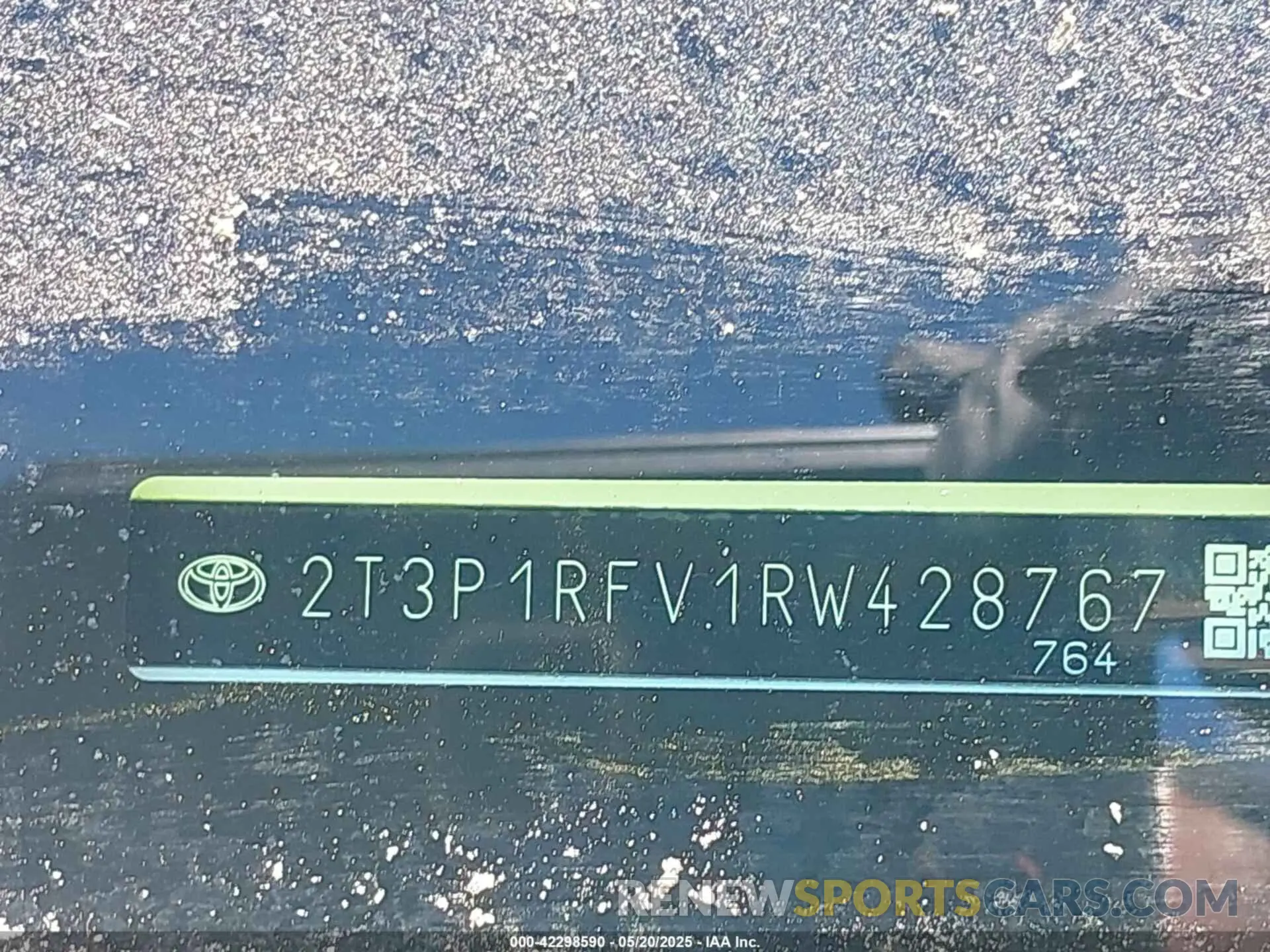9 Photograph of a damaged car 2T3P1RFV1RW428767 TOYOTA RAV4 2024