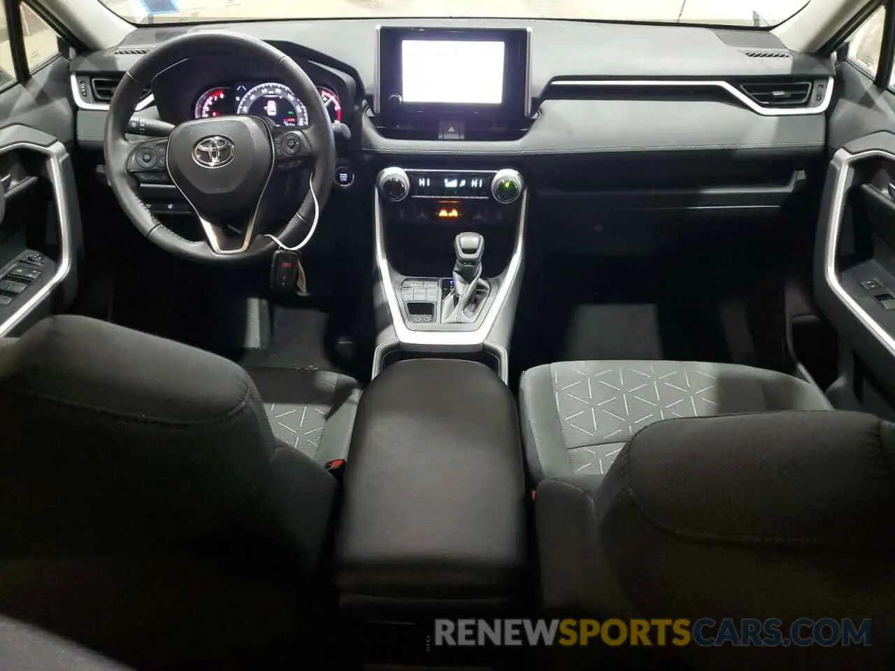8 Photograph of a damaged car 2T3P1RFV2RC448219 TOYOTA RAV4 2024