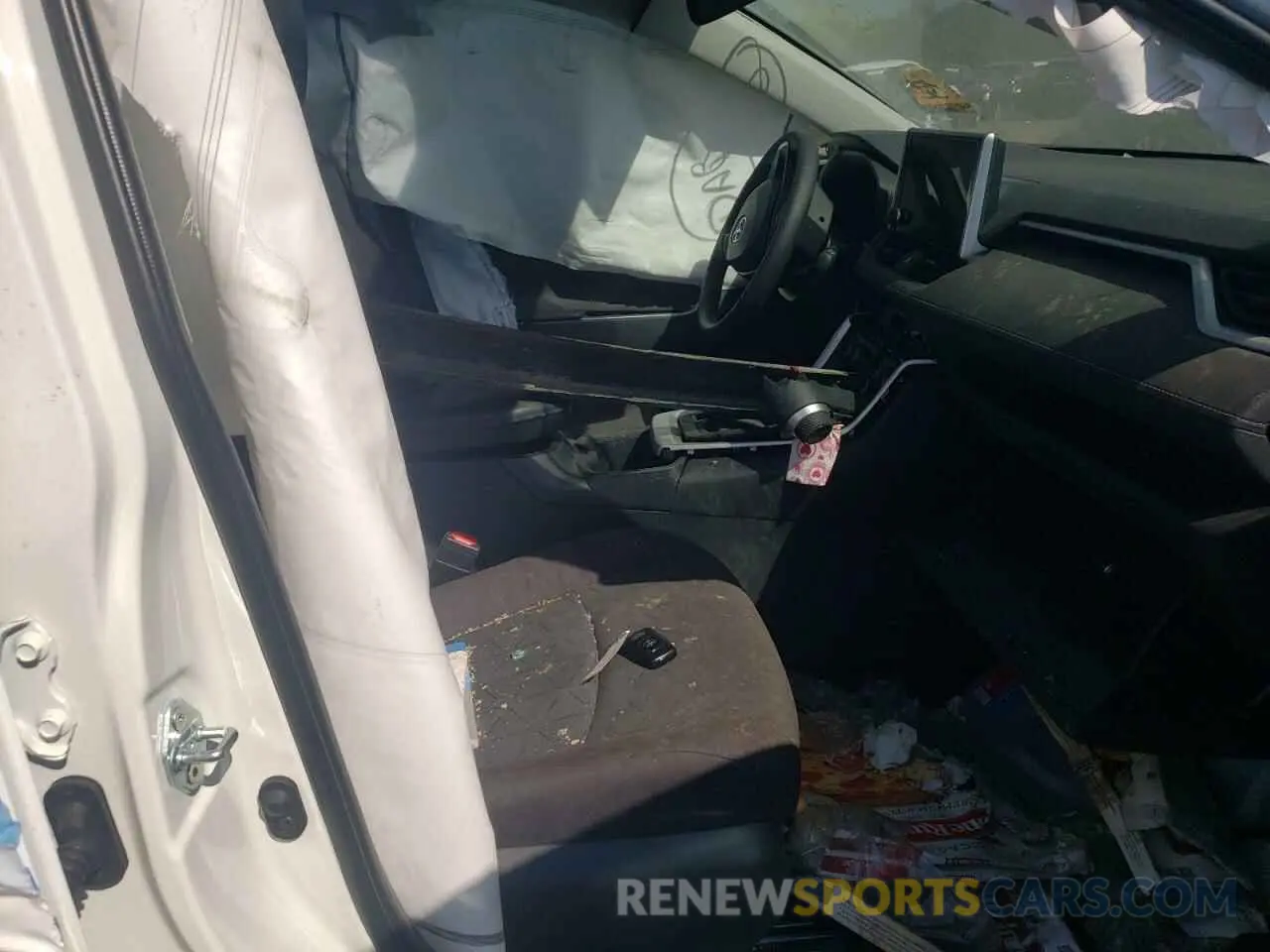 7 Photograph of a damaged car 2T3P1RFV3RC459780 TOYOTA RAV4 2024