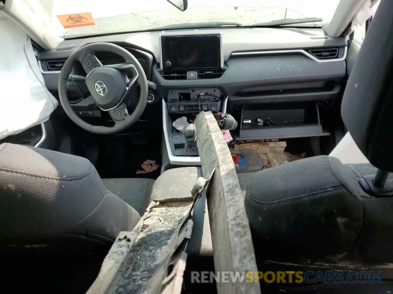 8 Photograph of a damaged car 2T3P1RFV3RC459780 TOYOTA RAV4 2024