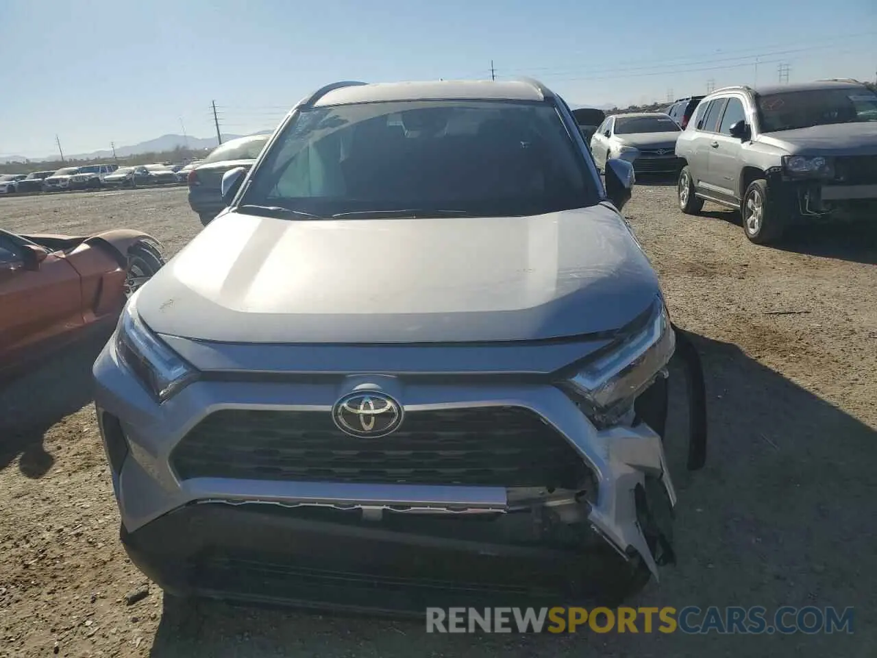 5 Photograph of a damaged car 2T3P1RFV3RC472576 TOYOTA RAV4 2024