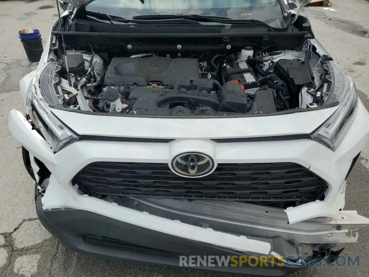 12 Photograph of a damaged car 2T3P1RFV3RW469188 TOYOTA RAV4 2024