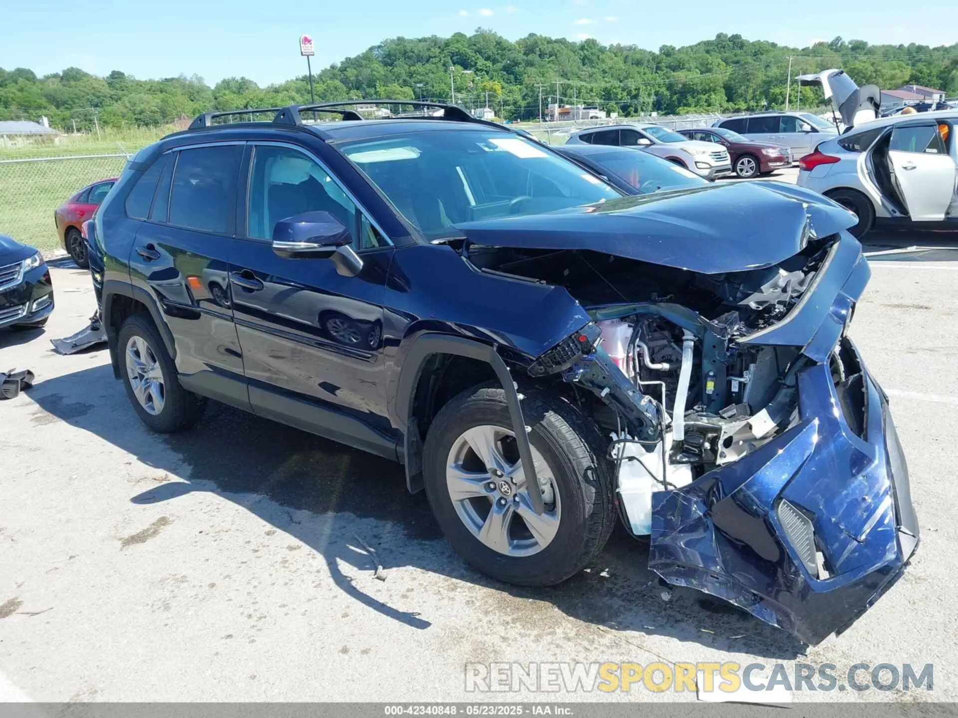 14 Photograph of a damaged car 2T3P1RFV3RW478358 TOYOTA RAV4 2024