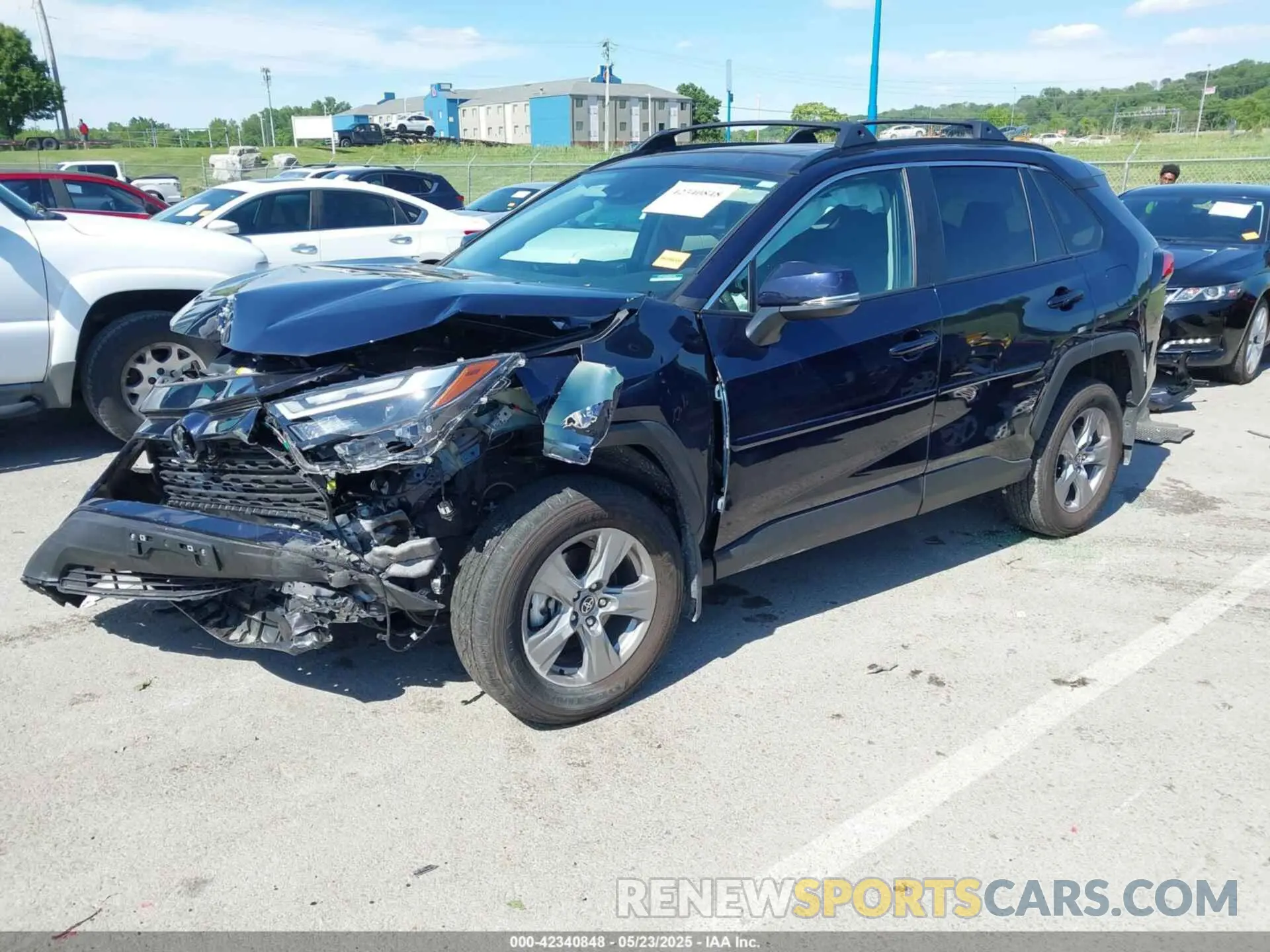 2 Photograph of a damaged car 2T3P1RFV3RW478358 TOYOTA RAV4 2024