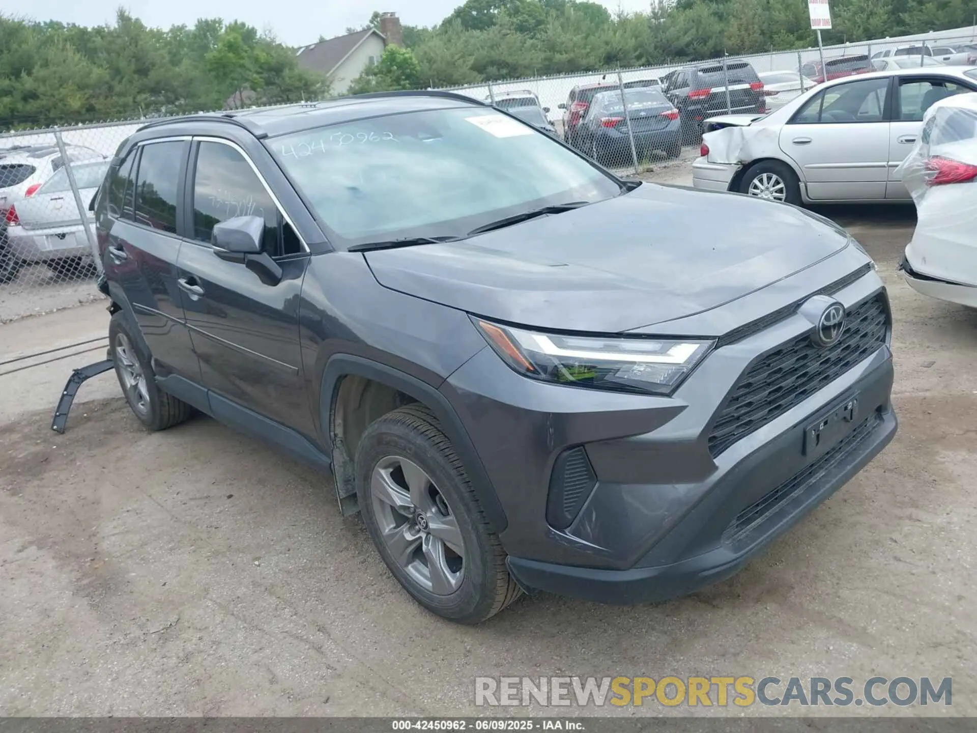 1 Photograph of a damaged car 2T3P1RFV4RC463790 TOYOTA RAV4 2024