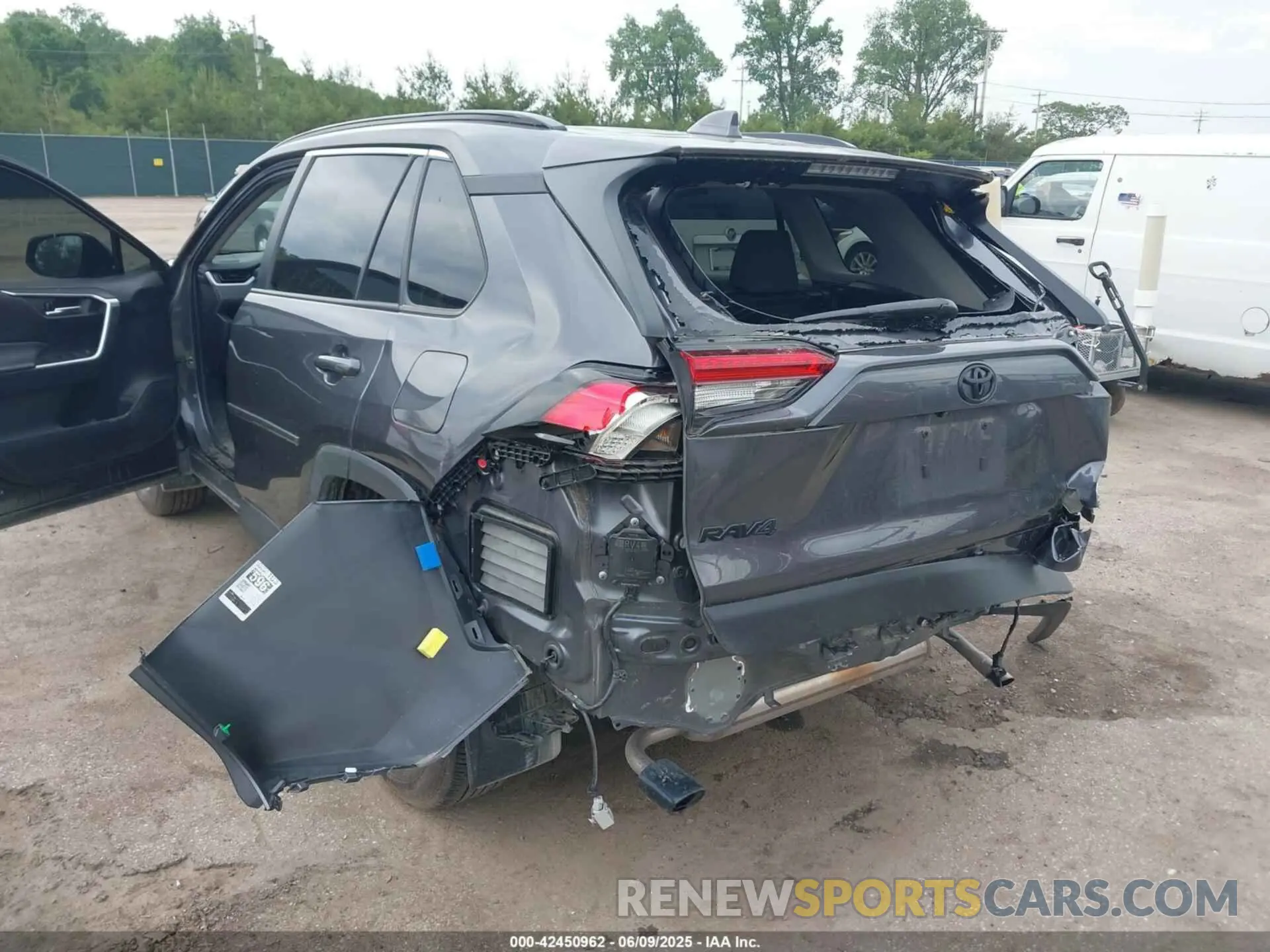 6 Photograph of a damaged car 2T3P1RFV4RC463790 TOYOTA RAV4 2024