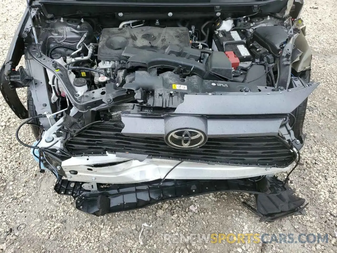 12 Photograph of a damaged car 2T3P1RFV4RW436796 TOYOTA RAV4 2024