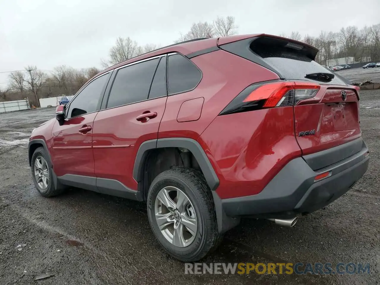 2 Photograph of a damaged car 2T3P1RFV4RW486968 TOYOTA RAV4 2024
