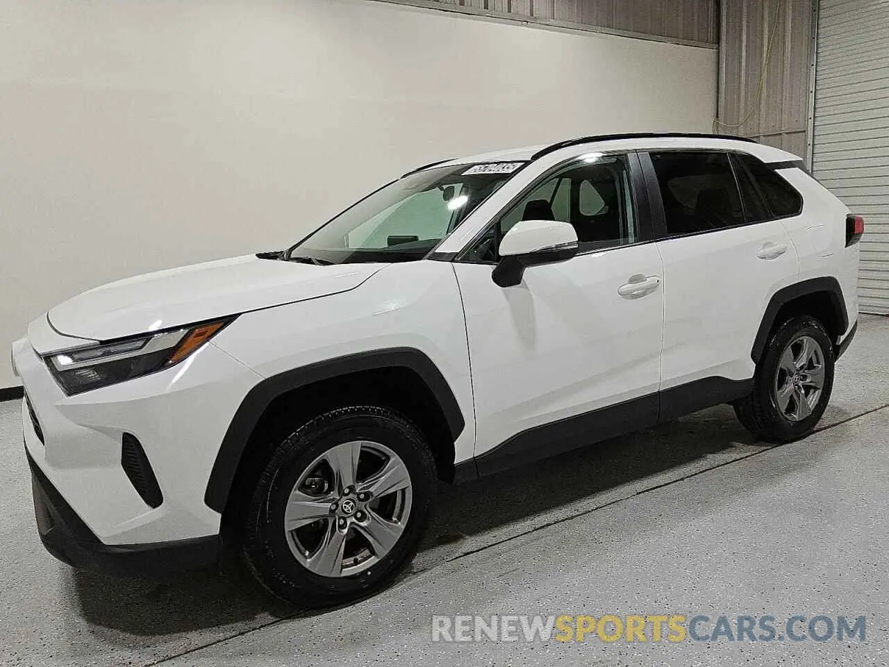 1 Photograph of a damaged car 2T3P1RFV5RC412668 TOYOTA RAV4 2024