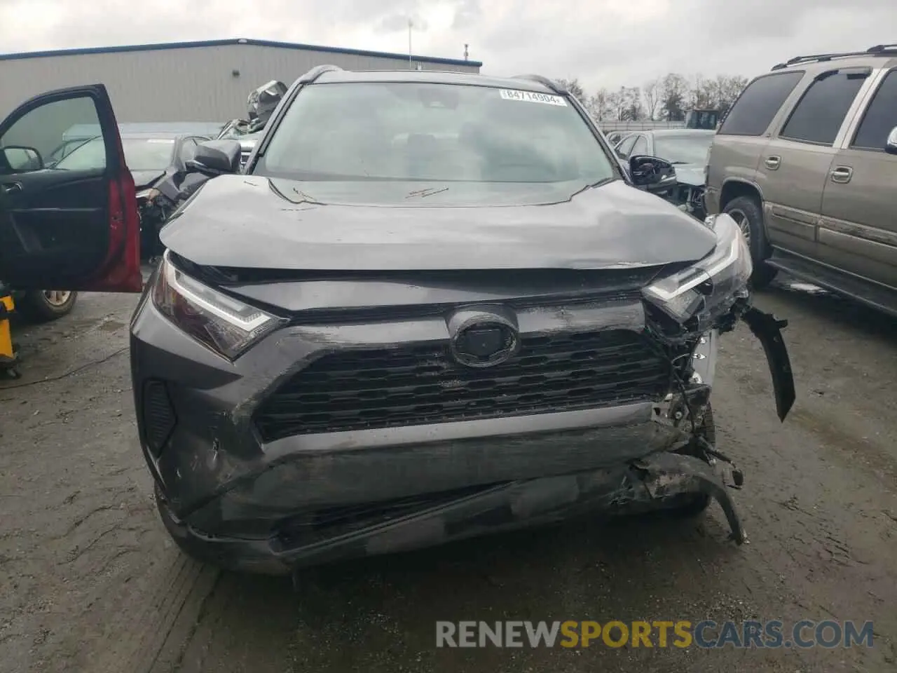 5 Photograph of a damaged car 2T3P1RFV5RC417367 TOYOTA RAV4 2024