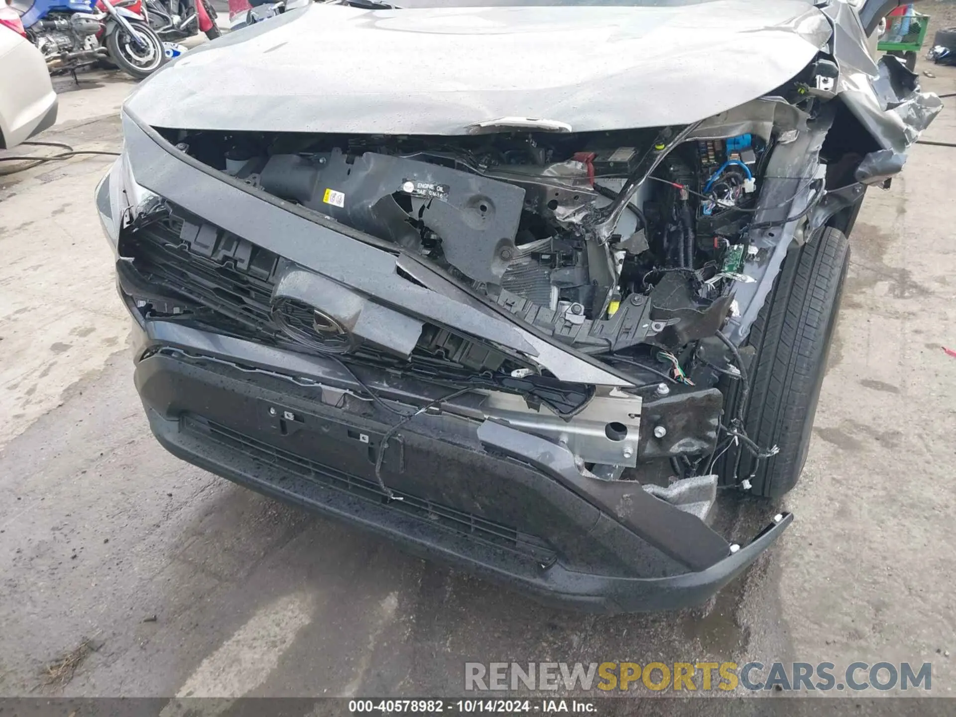 17 Photograph of a damaged car 2T3P1RFV5RC465239 TOYOTA RAV4 2024