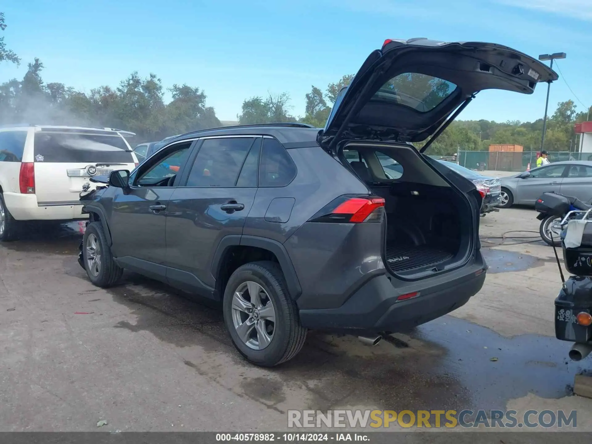 3 Photograph of a damaged car 2T3P1RFV5RC465239 TOYOTA RAV4 2024