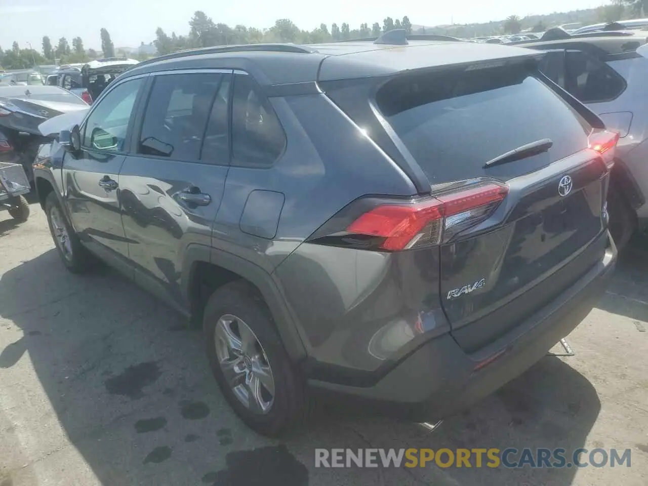 2 Photograph of a damaged car 2T3P1RFV6RC410329 TOYOTA RAV4 2024
