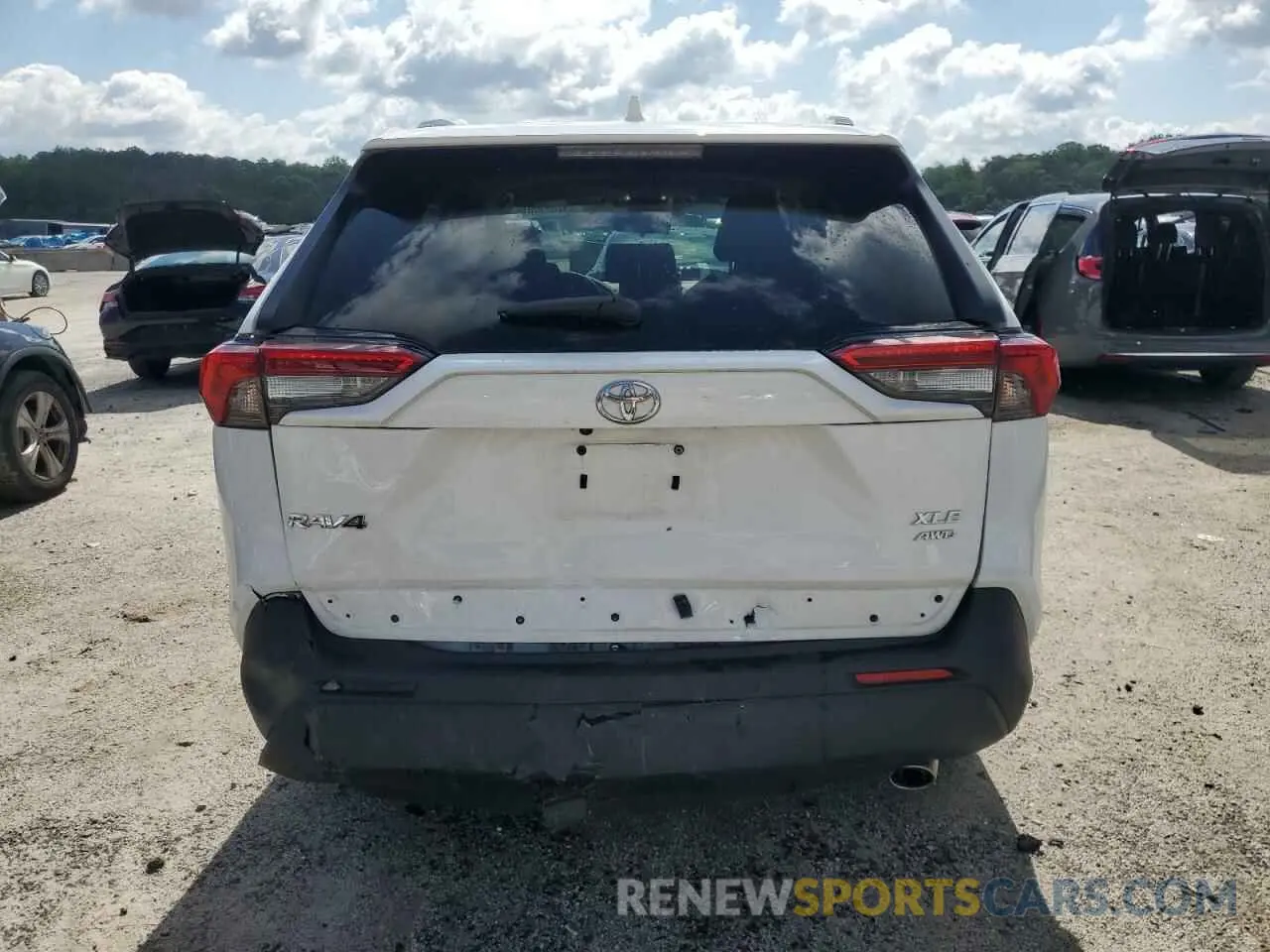 6 Photograph of a damaged car 2T3P1RFV6RW461733 TOYOTA RAV4 2024