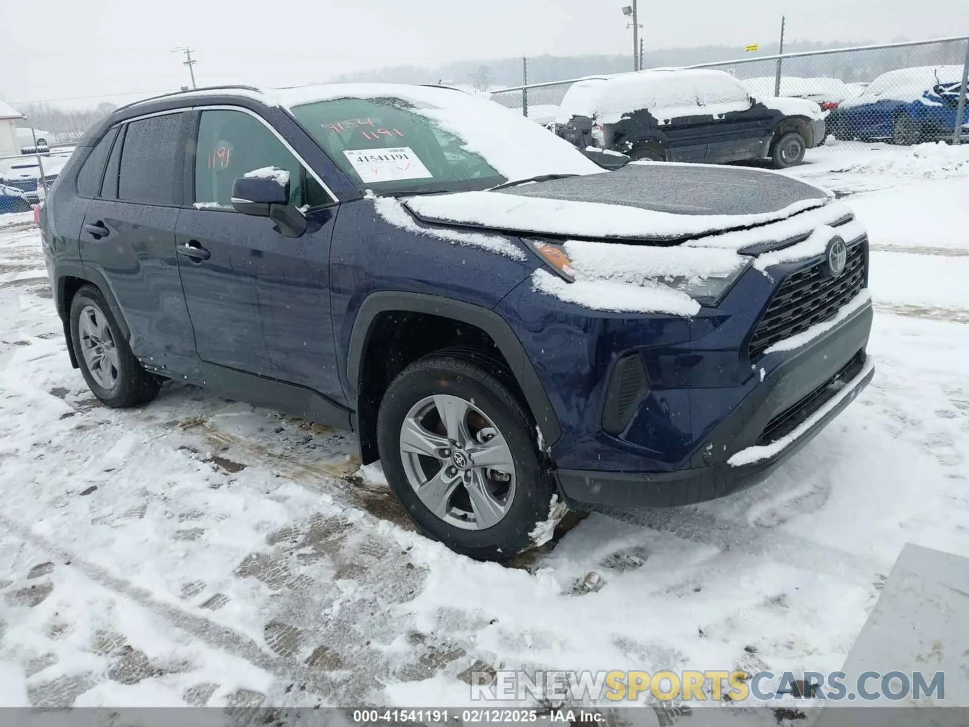 1 Photograph of a damaged car 2T3P1RFV7RW482834 TOYOTA RAV4 2024