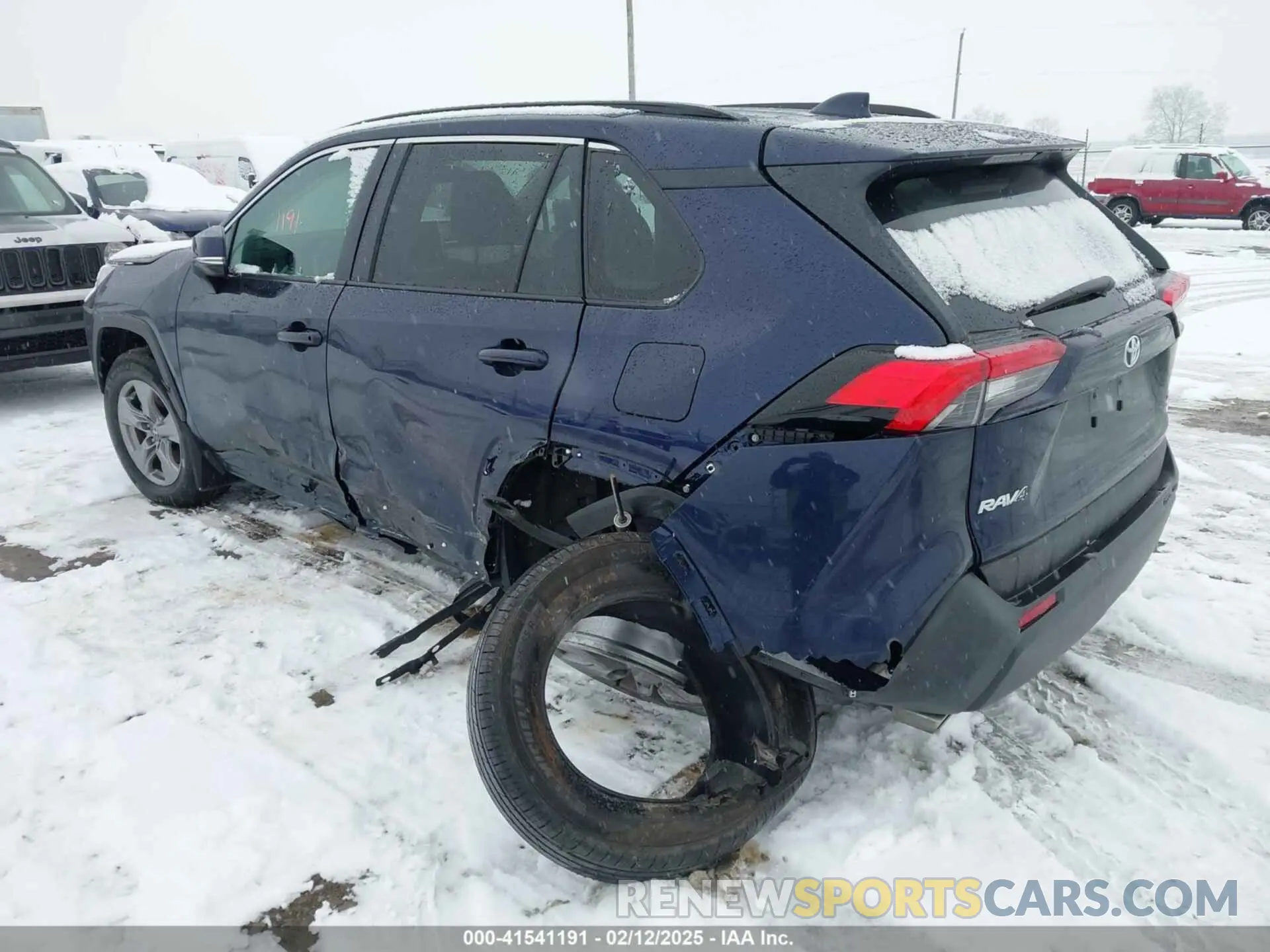 3 Photograph of a damaged car 2T3P1RFV7RW482834 TOYOTA RAV4 2024