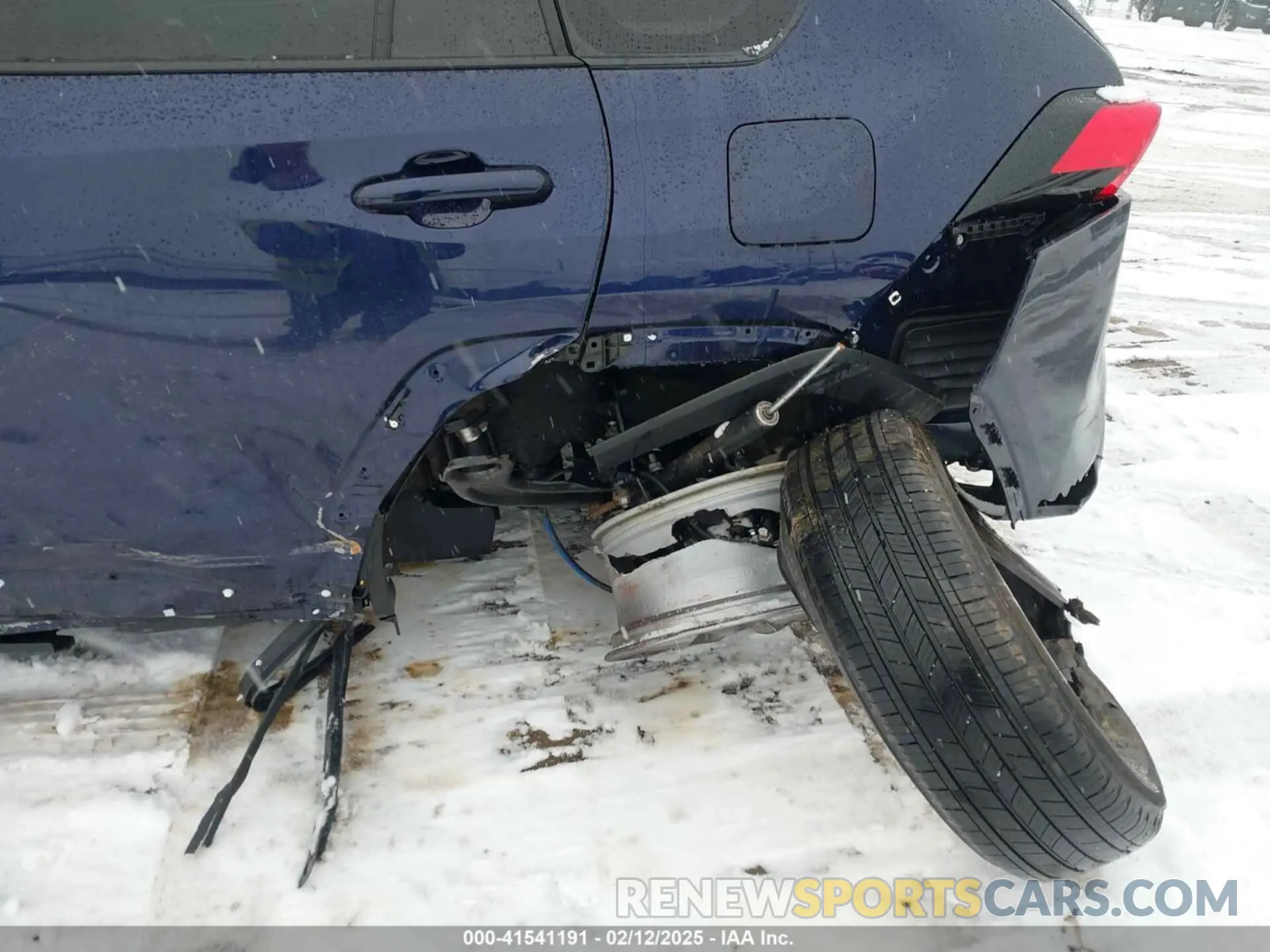 6 Photograph of a damaged car 2T3P1RFV7RW482834 TOYOTA RAV4 2024