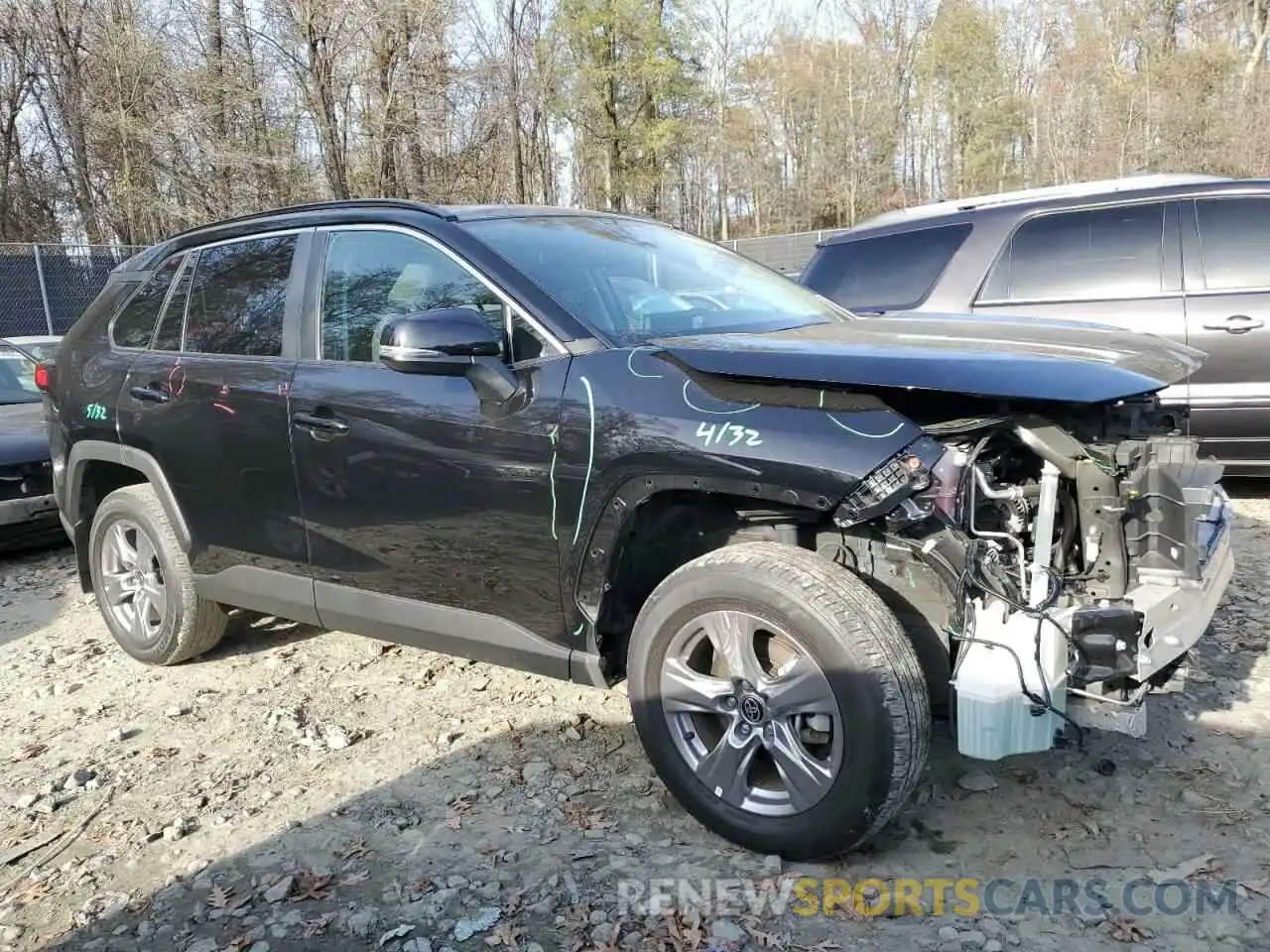 4 Photograph of a damaged car 2T3P1RFV8RC418139 TOYOTA RAV4 2024