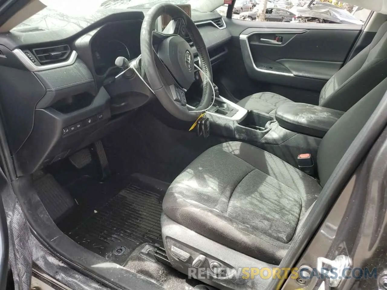 7 Photograph of a damaged car 2T3P1RFV8RC438326 TOYOTA RAV4 2024