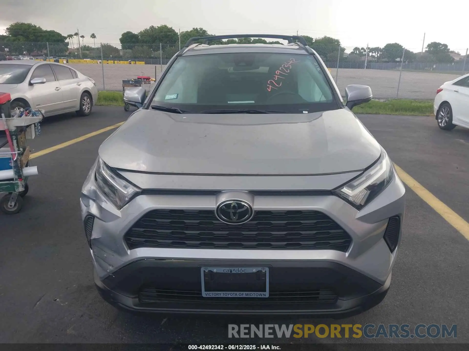 12 Photograph of a damaged car 2T3P1RFV8RC442845 TOYOTA RAV4 2024