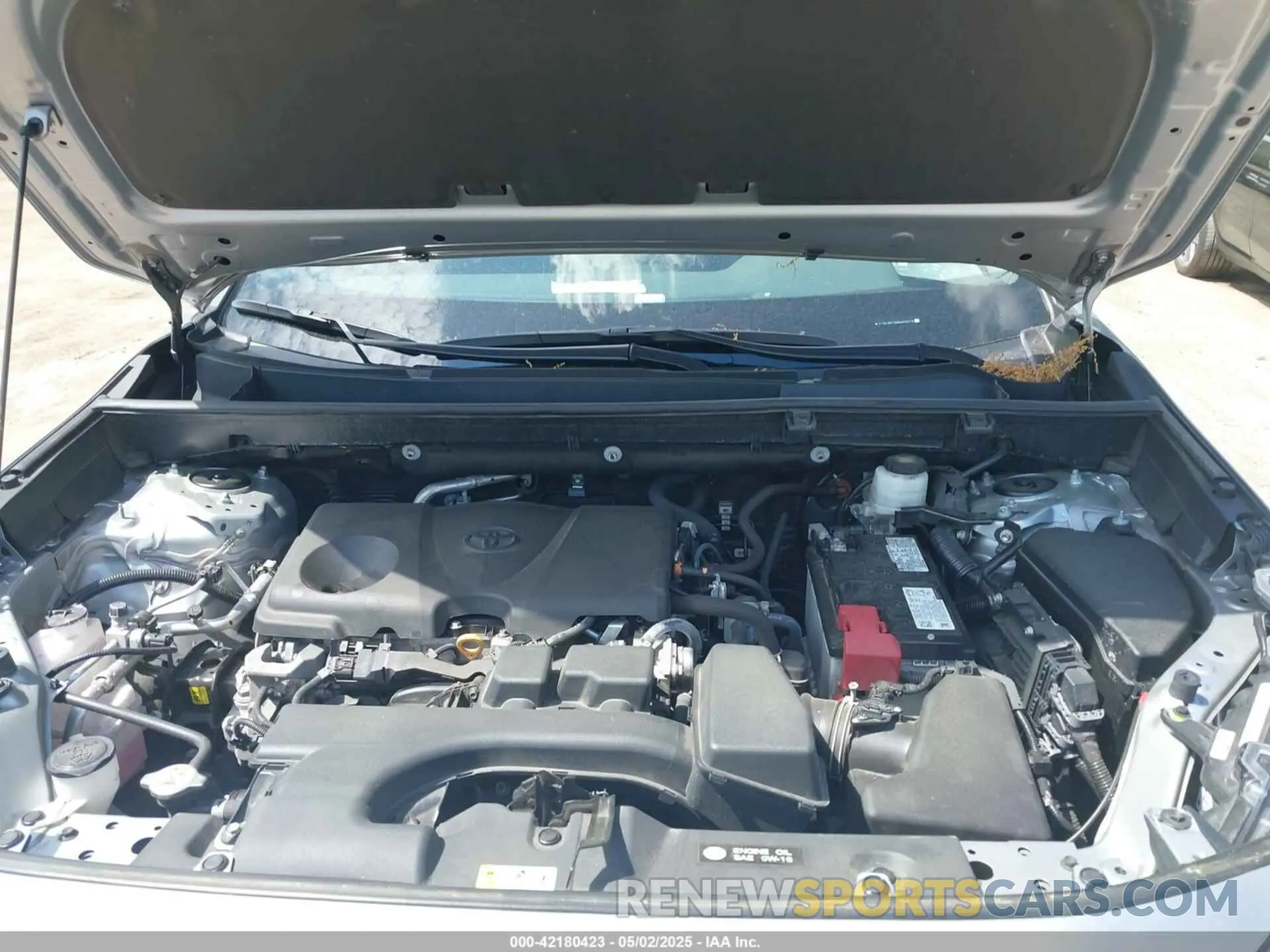 10 Photograph of a damaged car 2T3P1RFV8RW409228 TOYOTA RAV4 2024