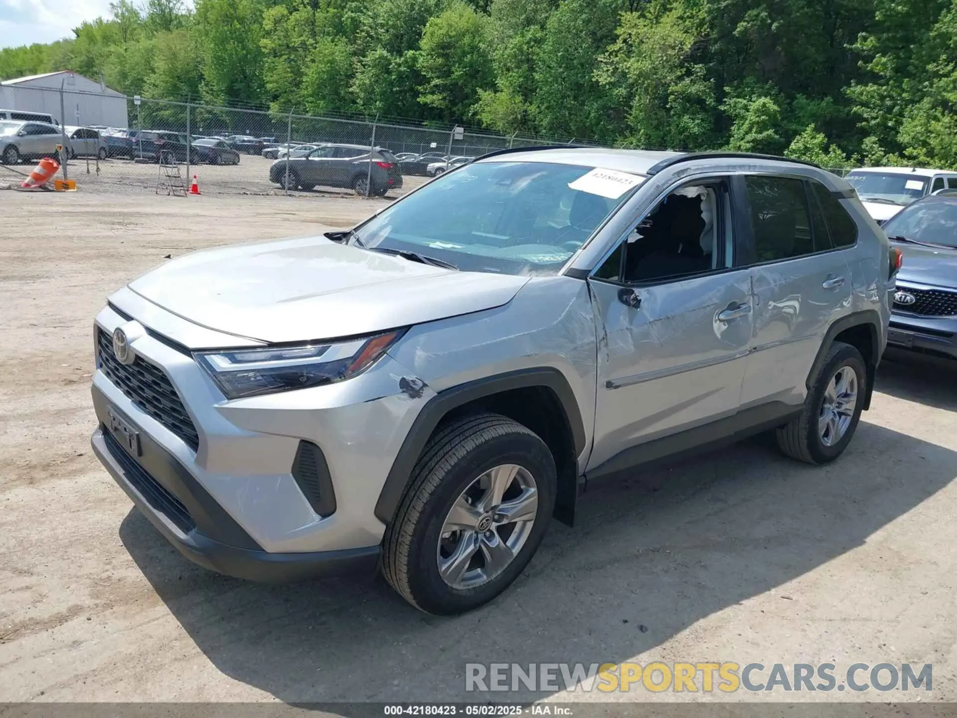 2 Photograph of a damaged car 2T3P1RFV8RW409228 TOYOTA RAV4 2024