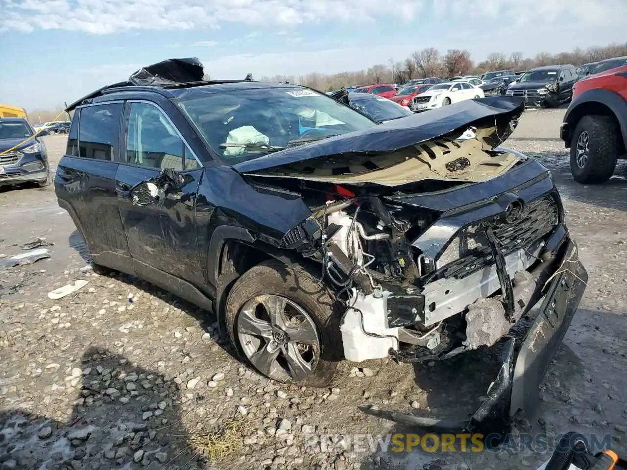 4 Photograph of a damaged car 2T3P1RFV8RW472913 TOYOTA RAV4 2024